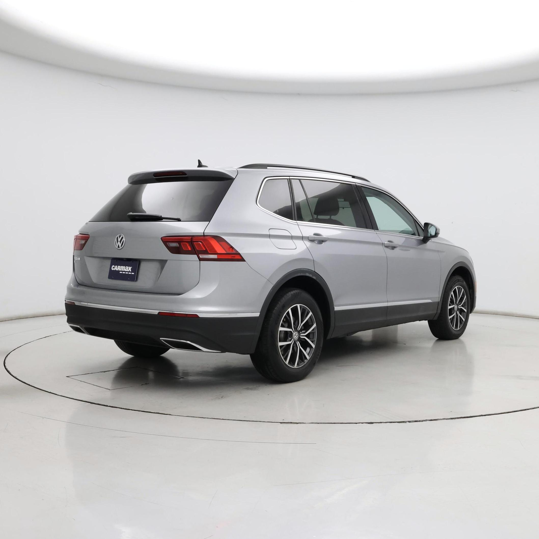Thumbnail: 2020 Volkswagen Tiguan - 8