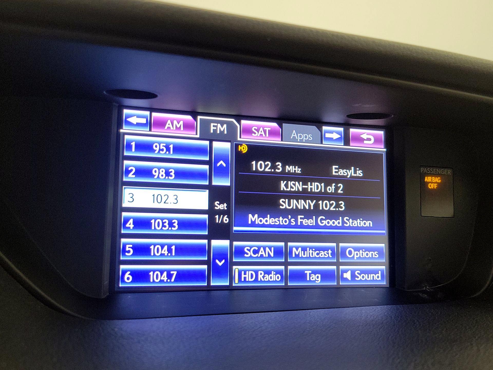 Thumbnail: 2014 Lexus ES - 16