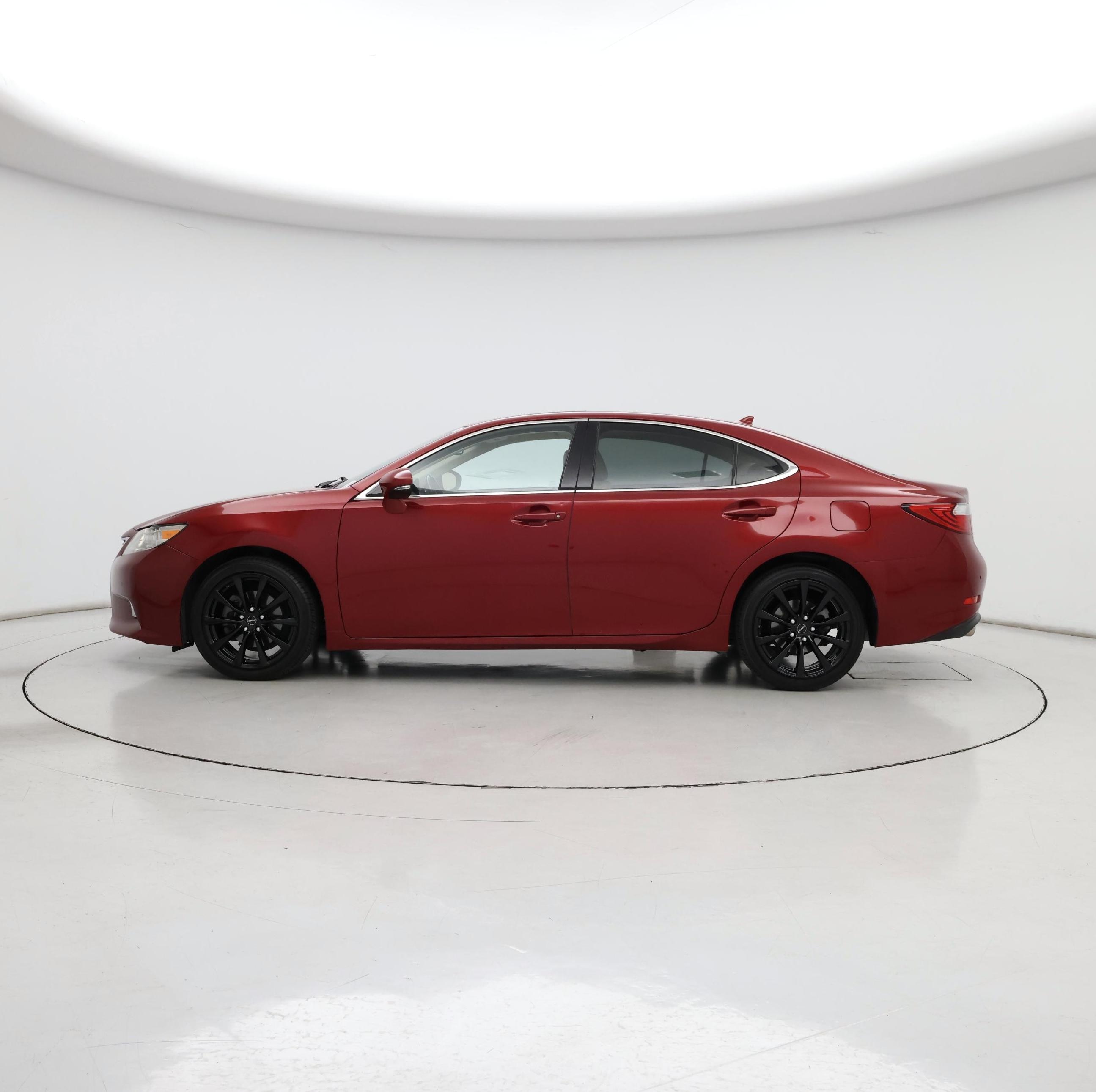 Thumbnail: 2014 Lexus ES - 3