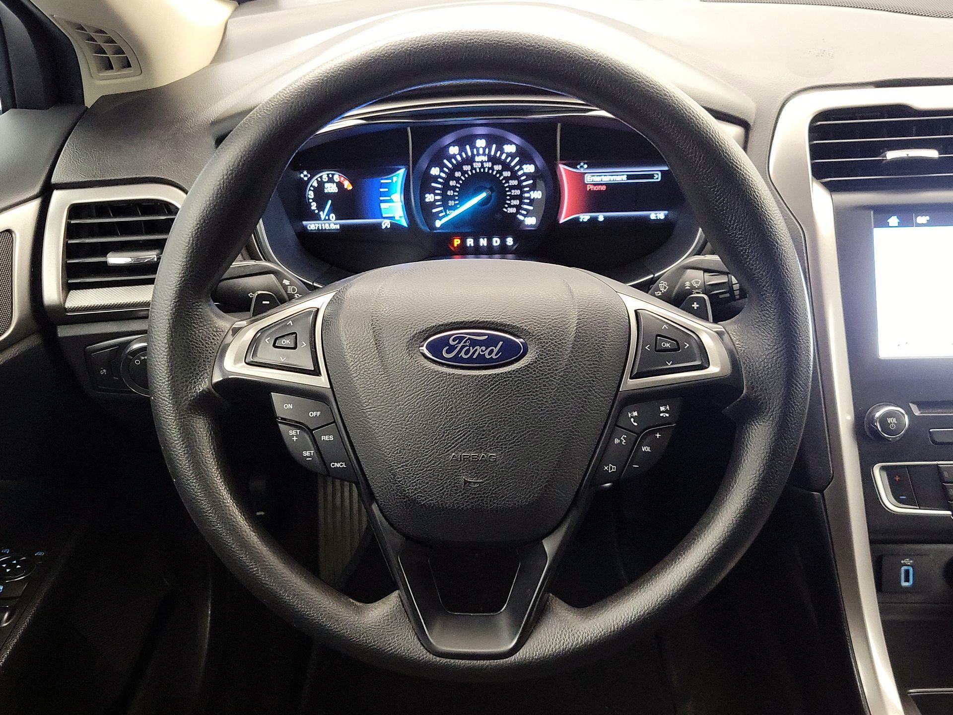 Thumbnail: 2017 Ford Fusion - 10