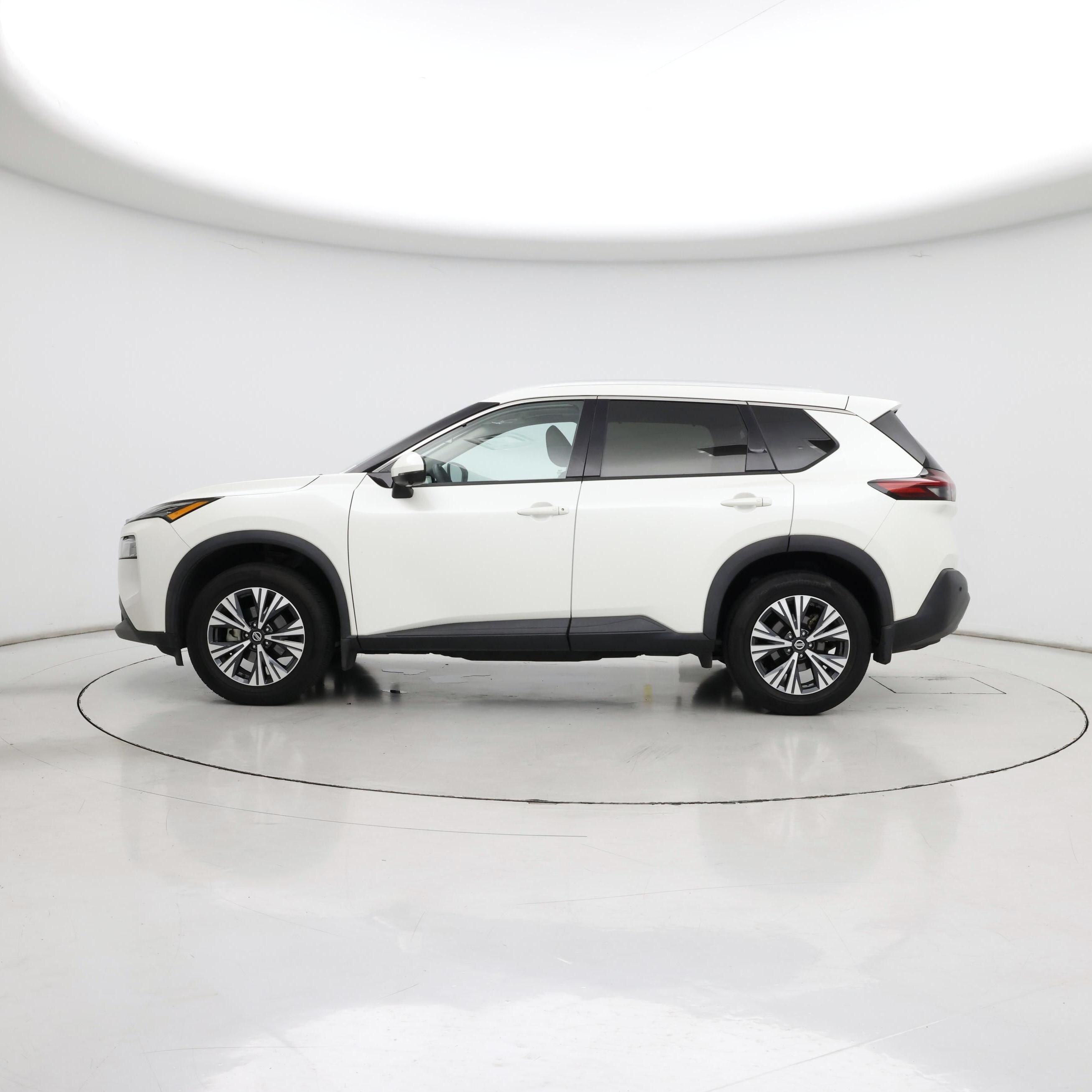 Thumbnail: 2021 Nissan Rogue - 3