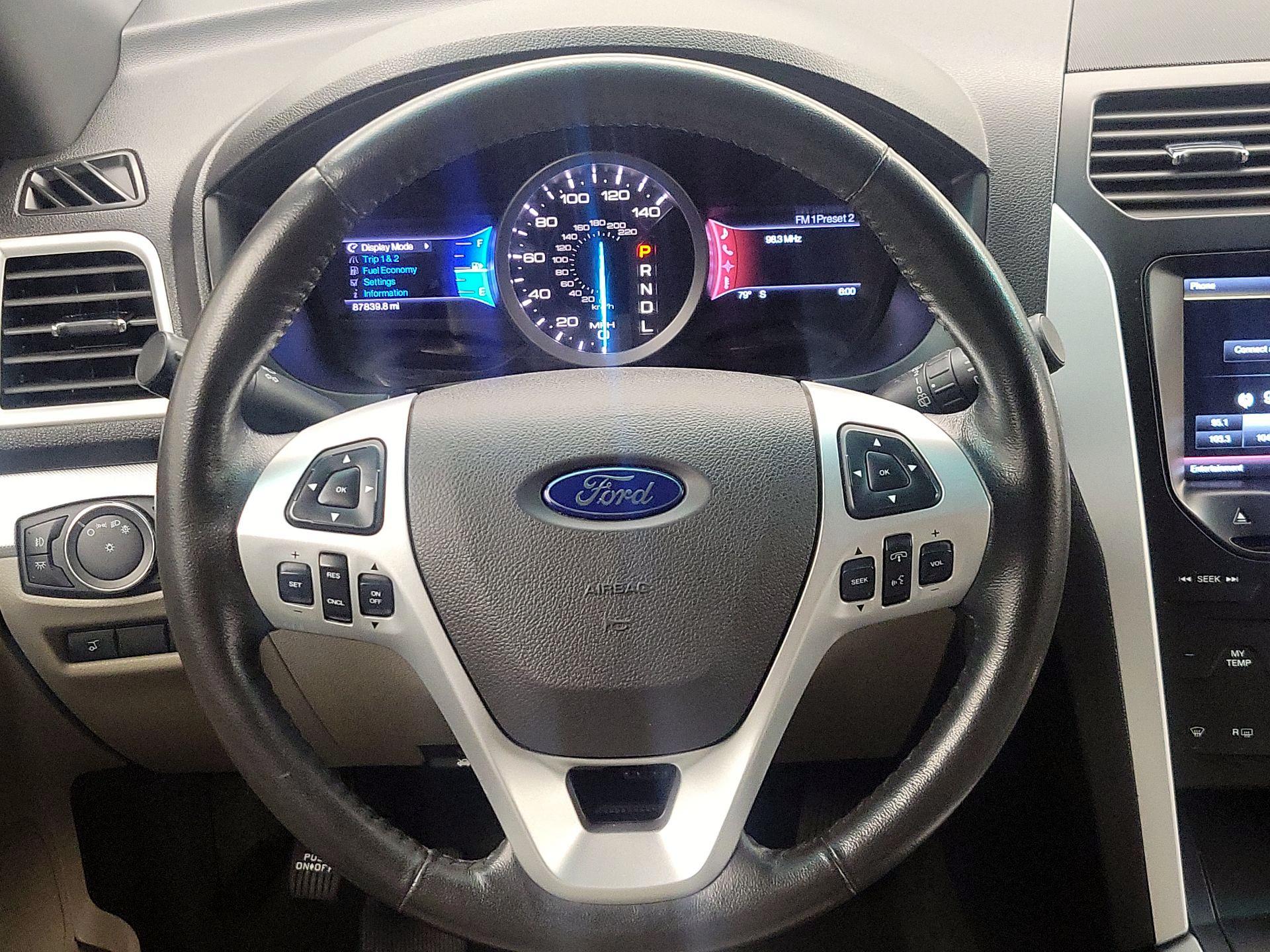 Thumbnail: 2013 Ford Explorer - 10