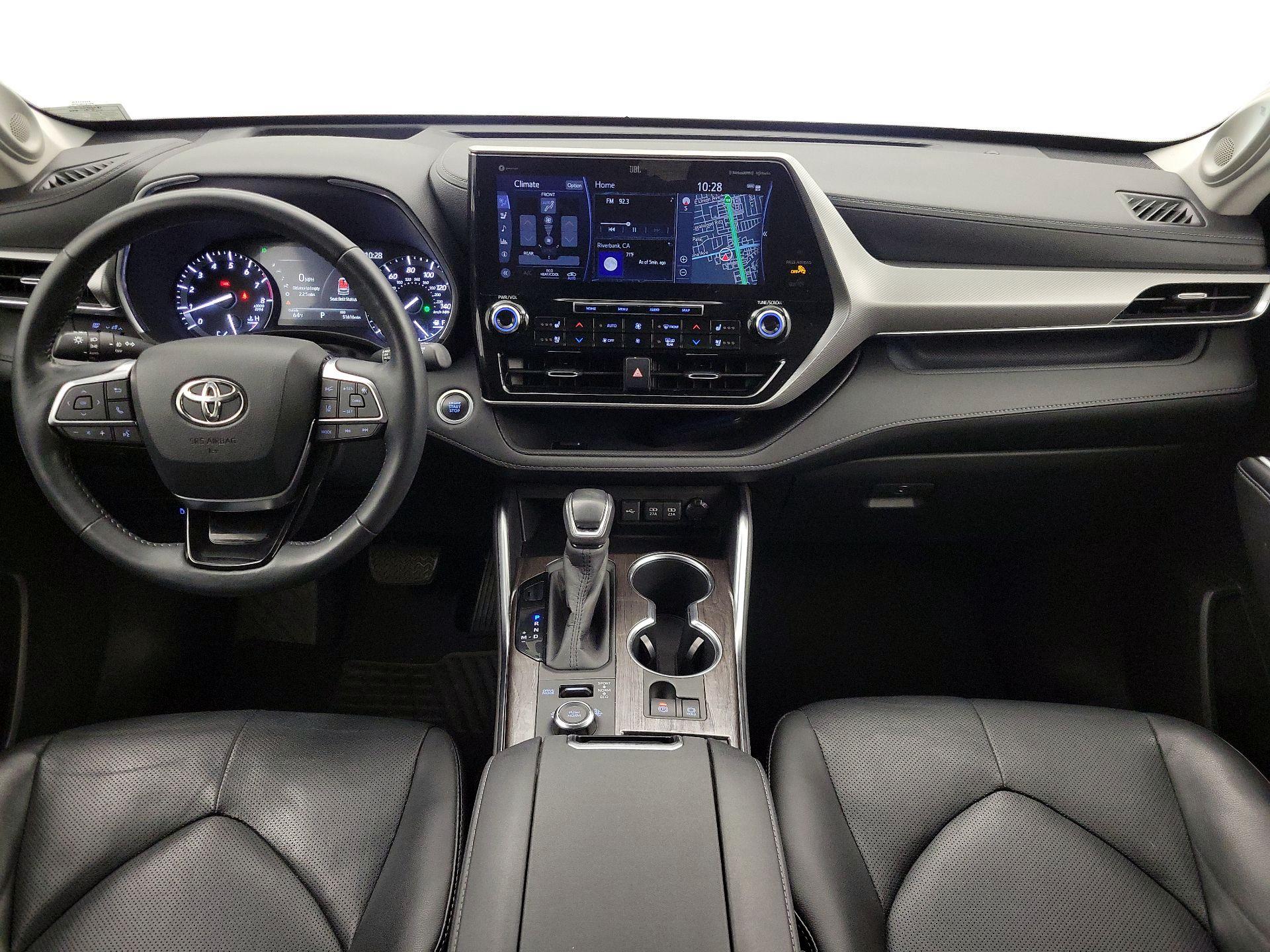 Thumbnail: 2020 Toyota Highlander - 9