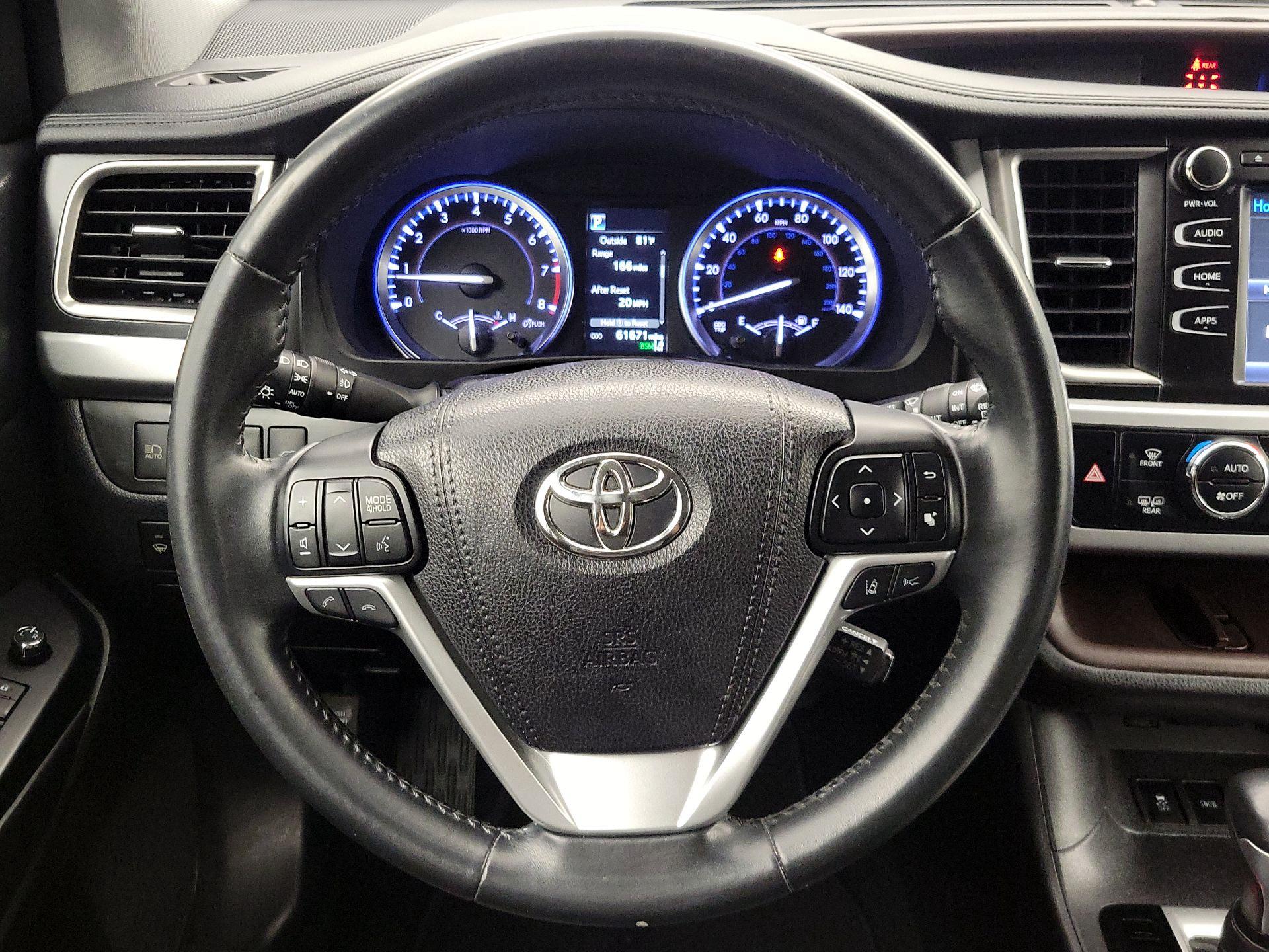 Thumbnail: 2018 Toyota Highlander - 10