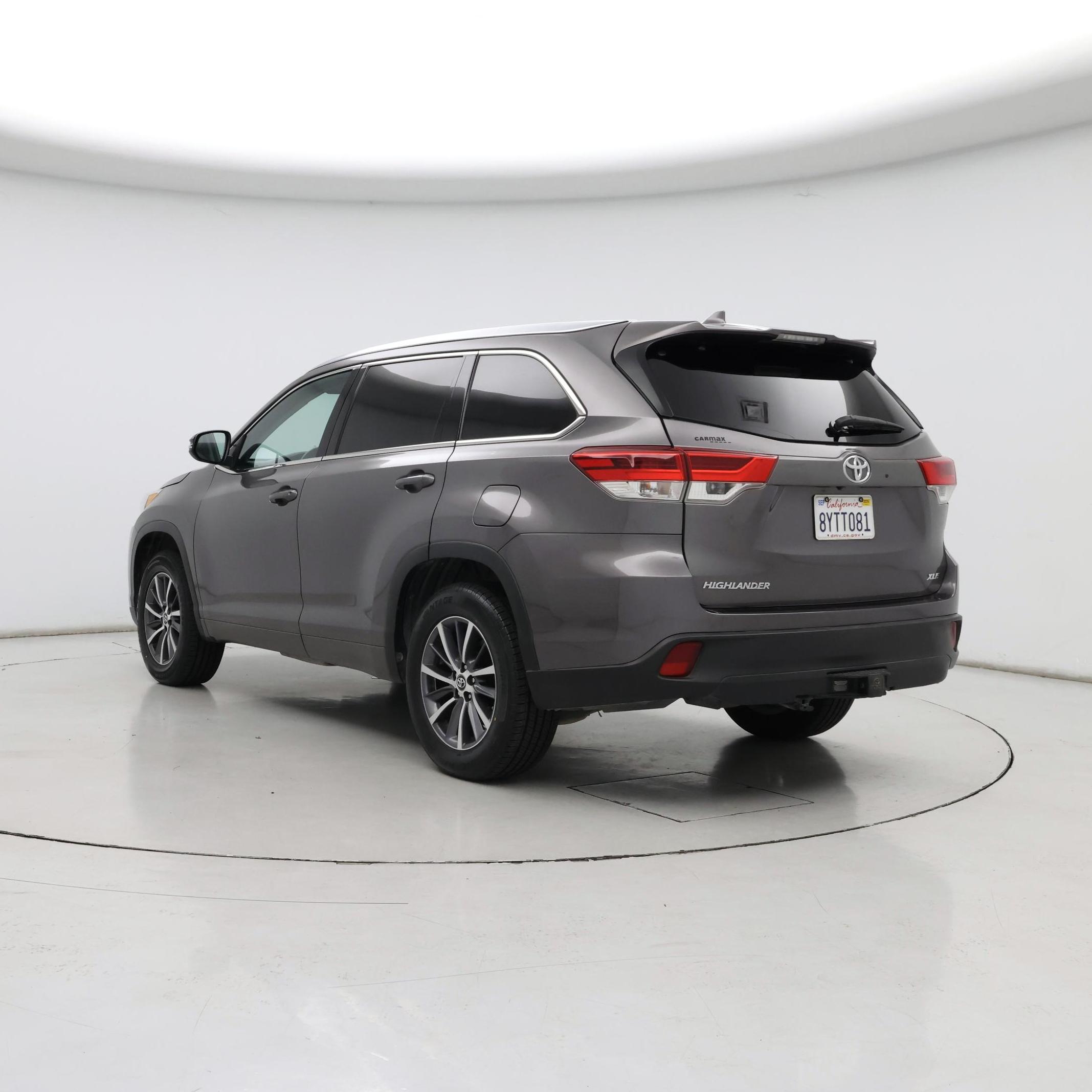 Thumbnail: 2018 Toyota Highlander - 2