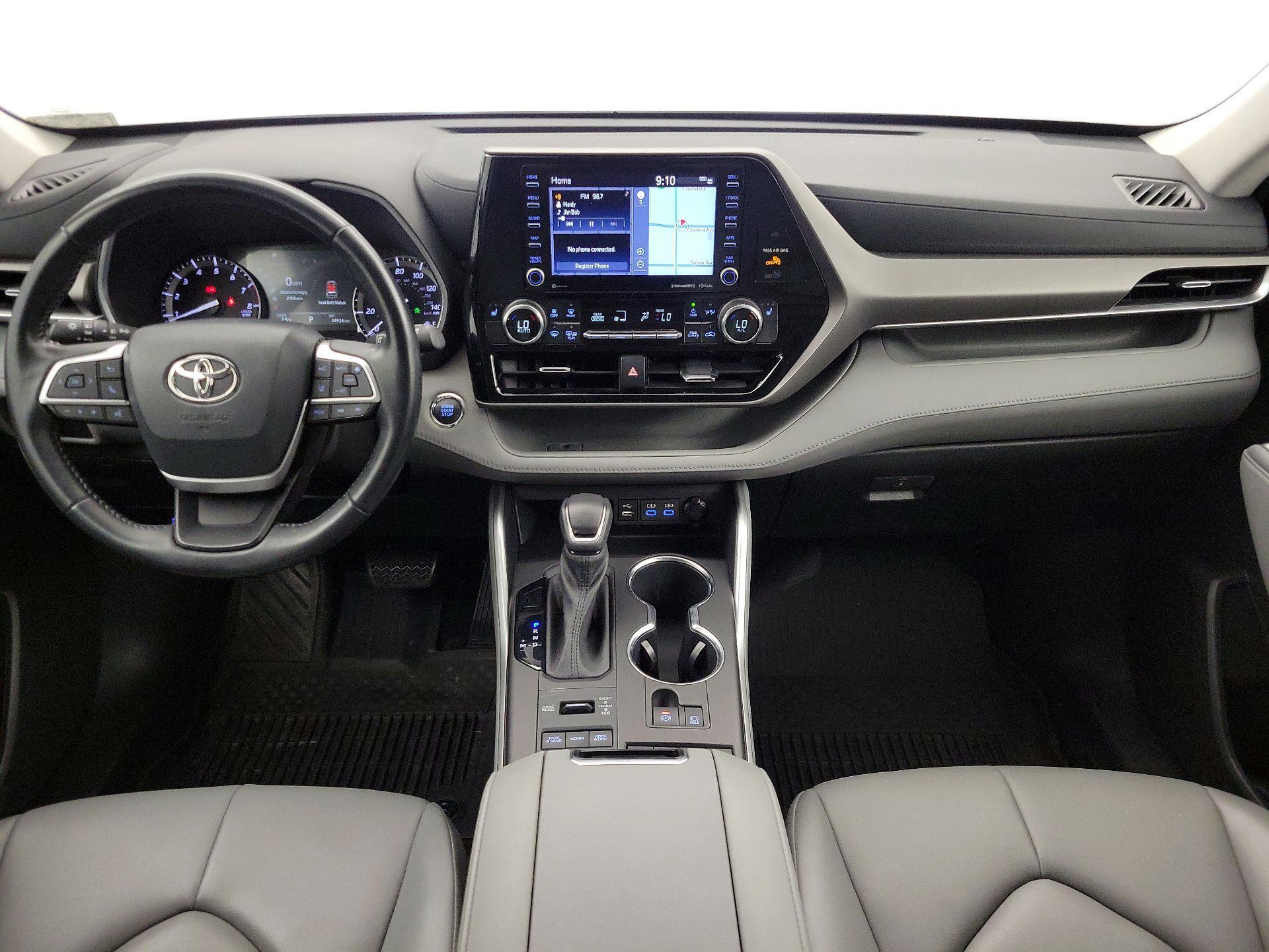 Thumbnail: 2022 Toyota Highlander - 9