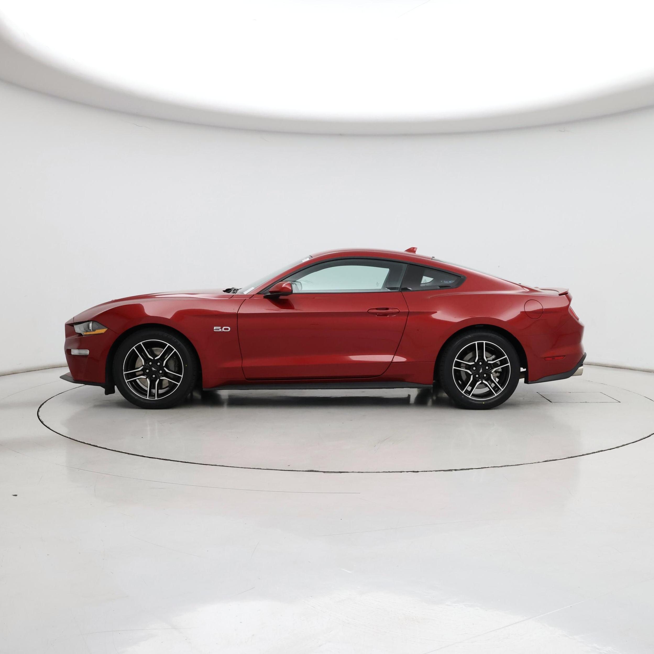 Thumbnail: 2022 Ford Mustang - 3