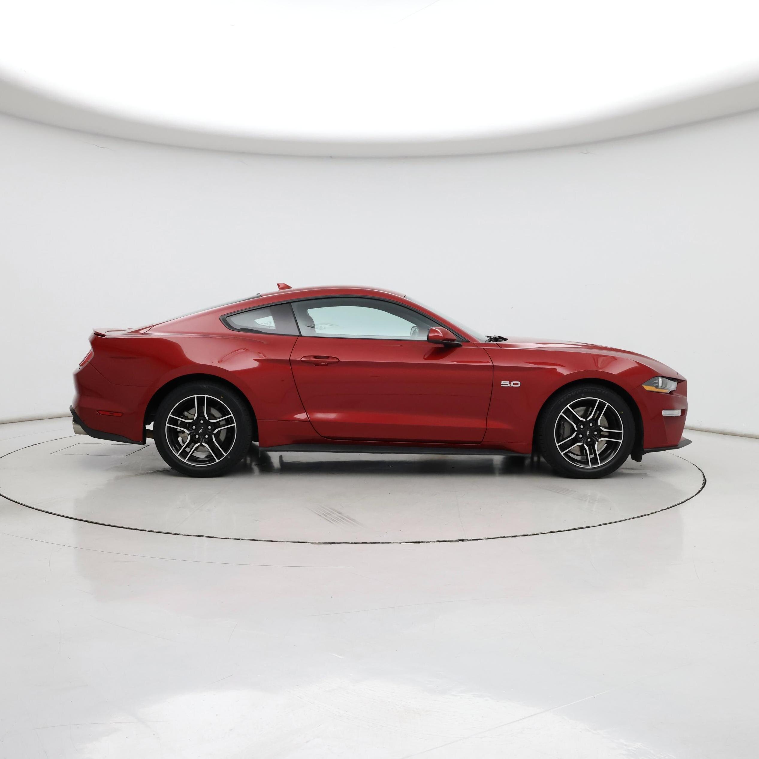 Thumbnail: 2022 Ford Mustang - 7