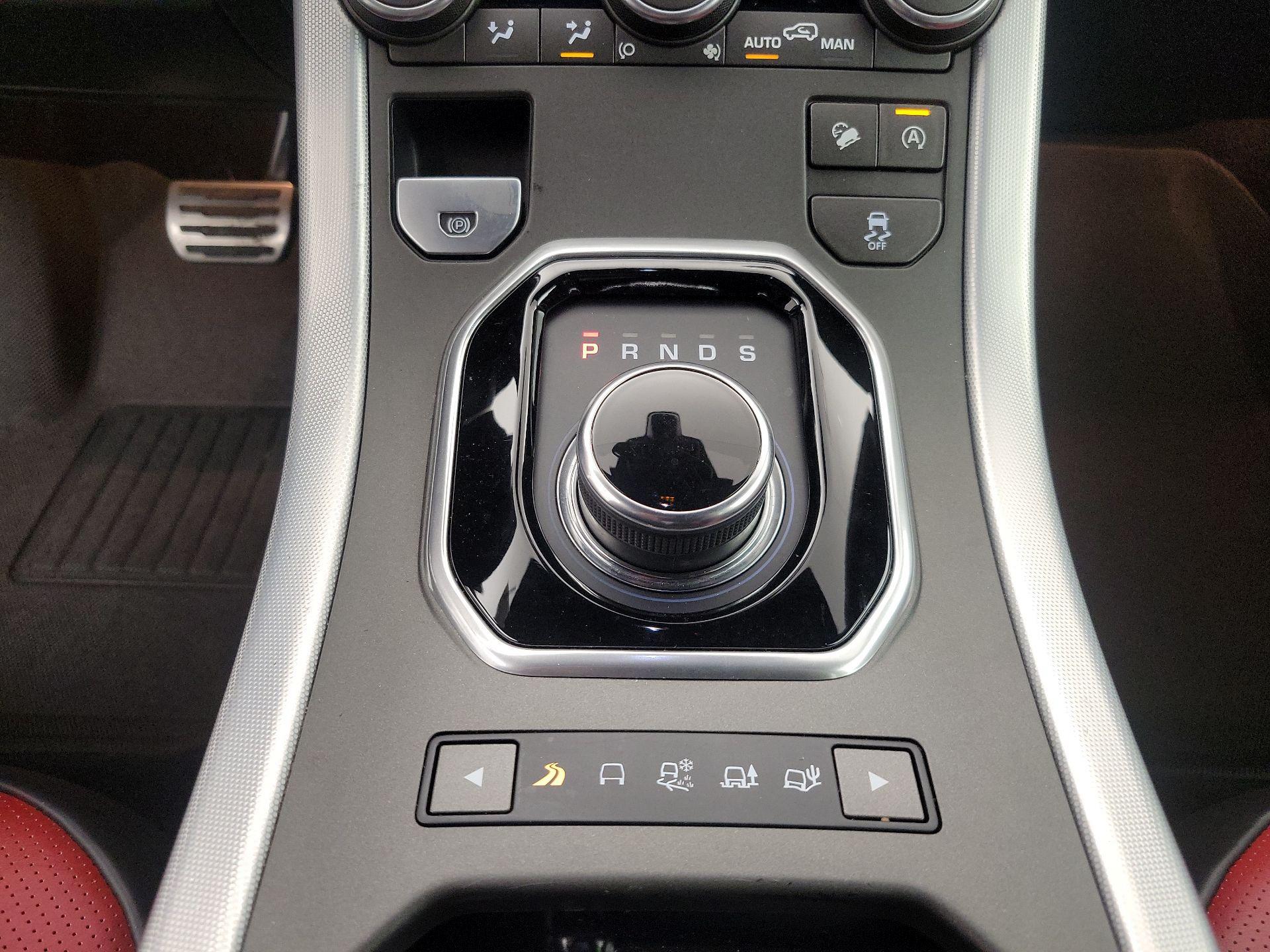 Thumbnail: 2017 Land Rover Range Rover Evoque - 18