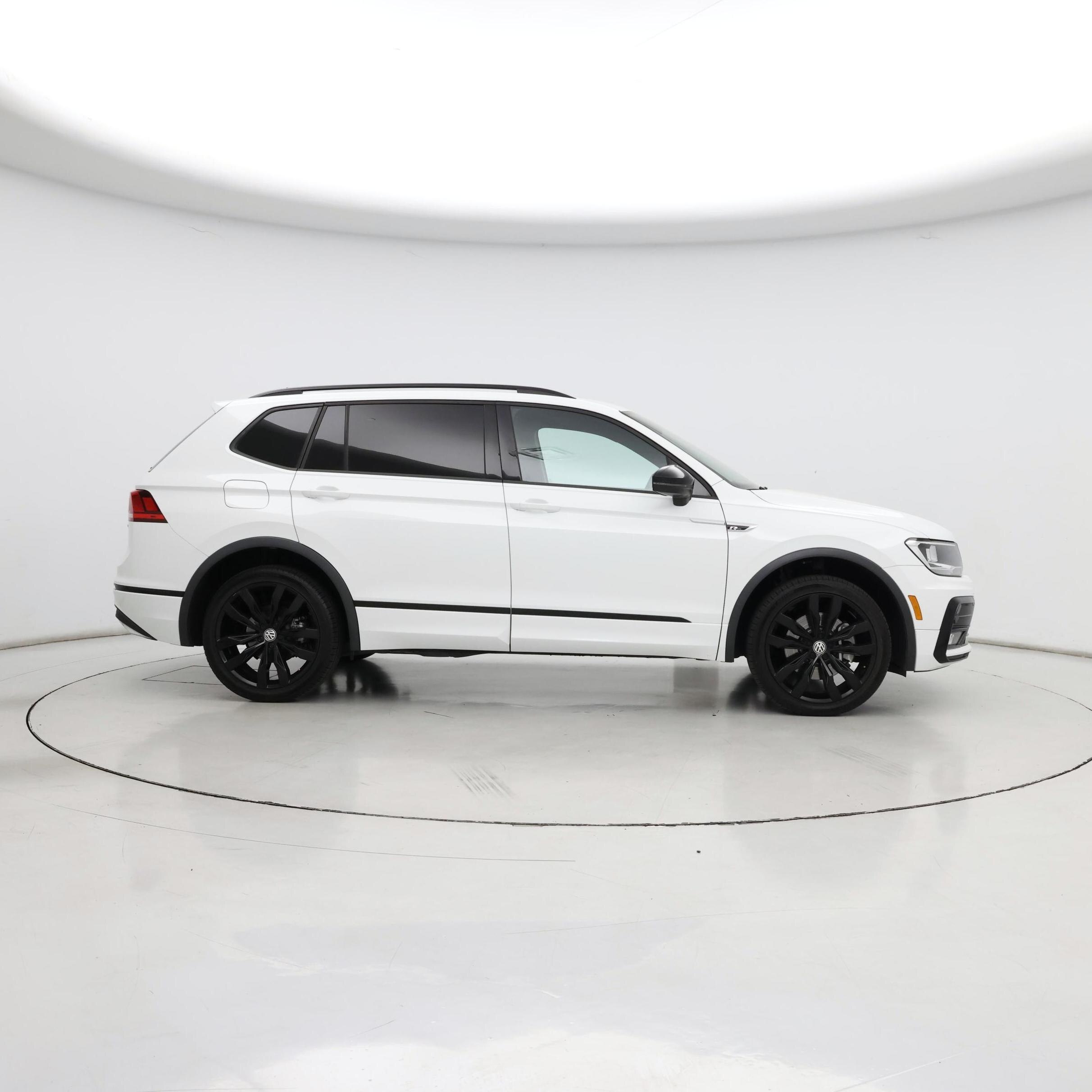 Thumbnail: 2020 Volkswagen Tiguan - 7