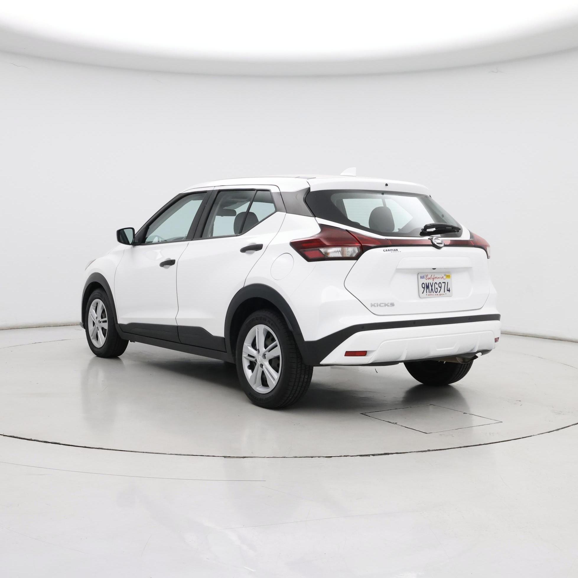 Thumbnail: 2021 Nissan Kicks - 2