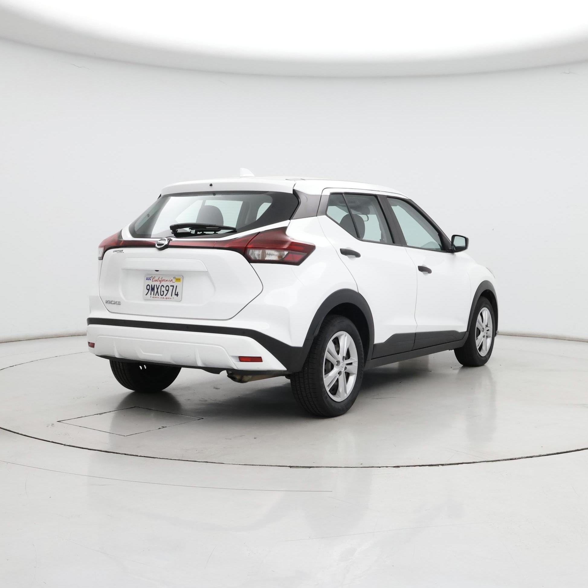 Thumbnail: 2021 Nissan Kicks - 8