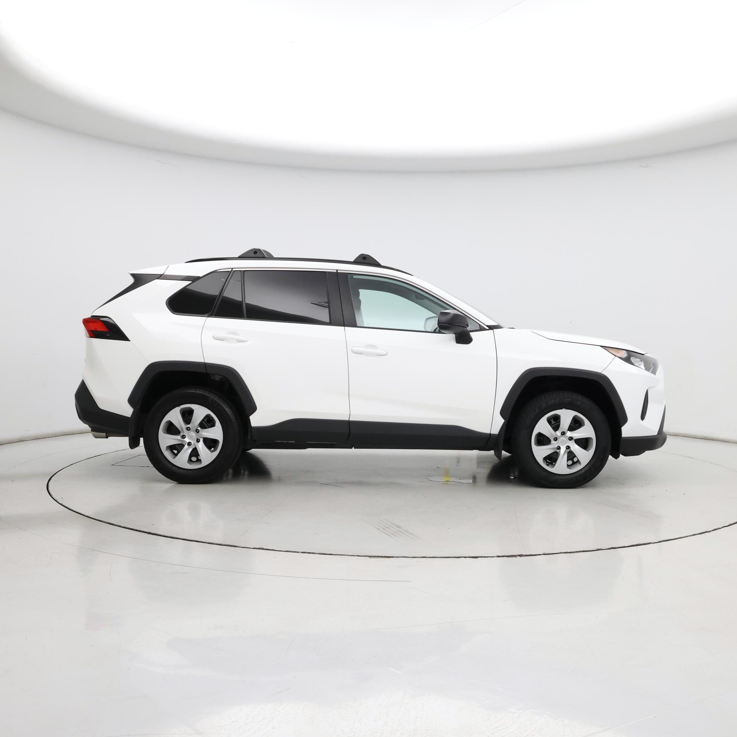 Thumbnail: 2021 Toyota RAV4 - 7