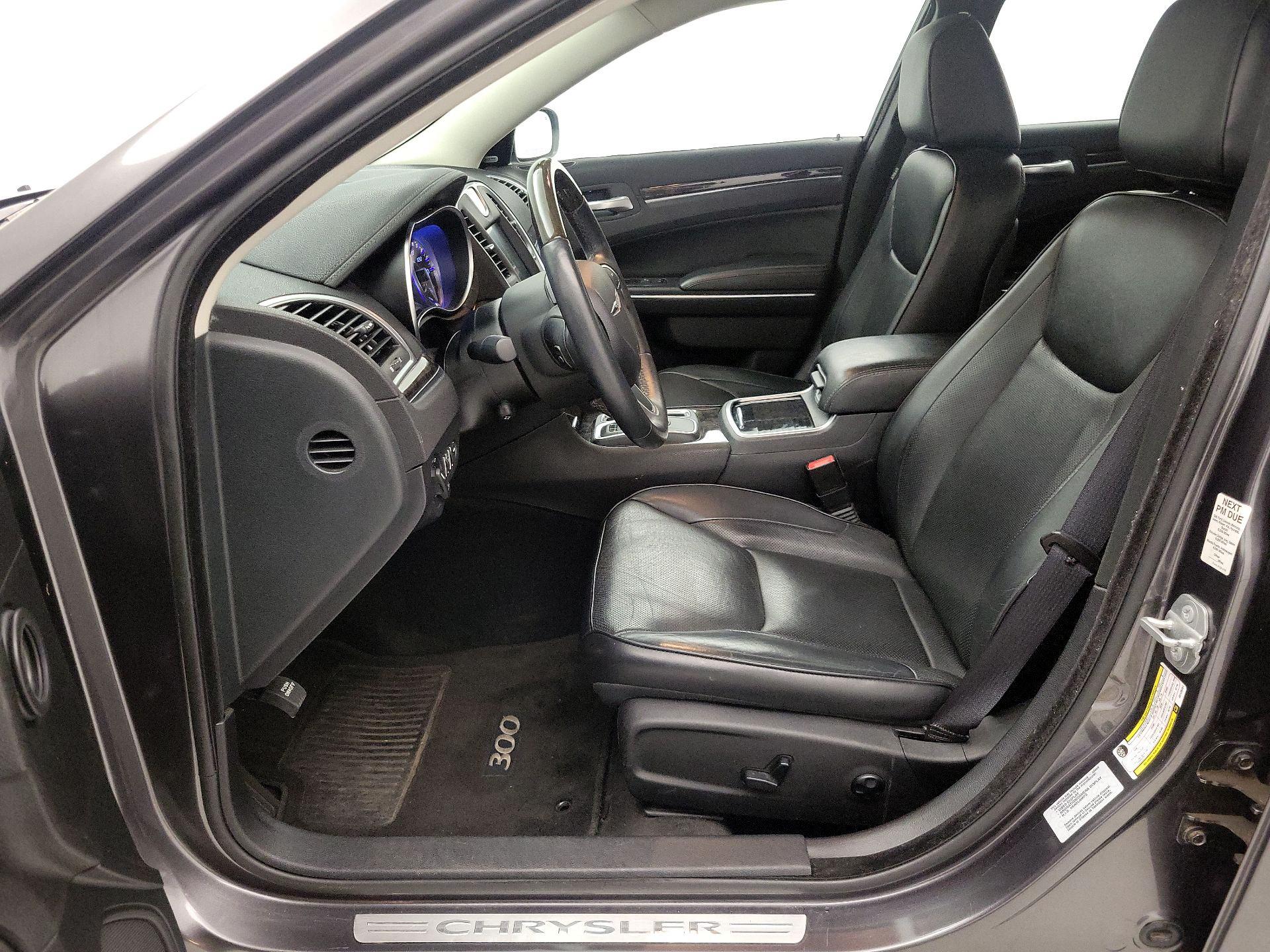 Thumbnail: 2016 Chrysler 300 - 11