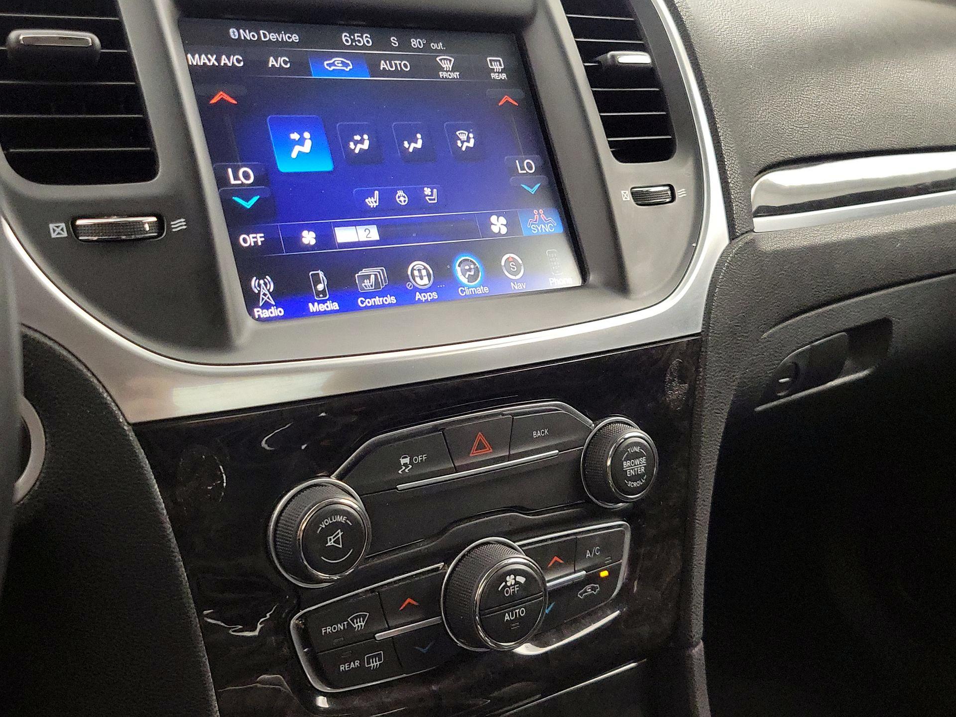 Thumbnail: 2016 Chrysler 300 - 17