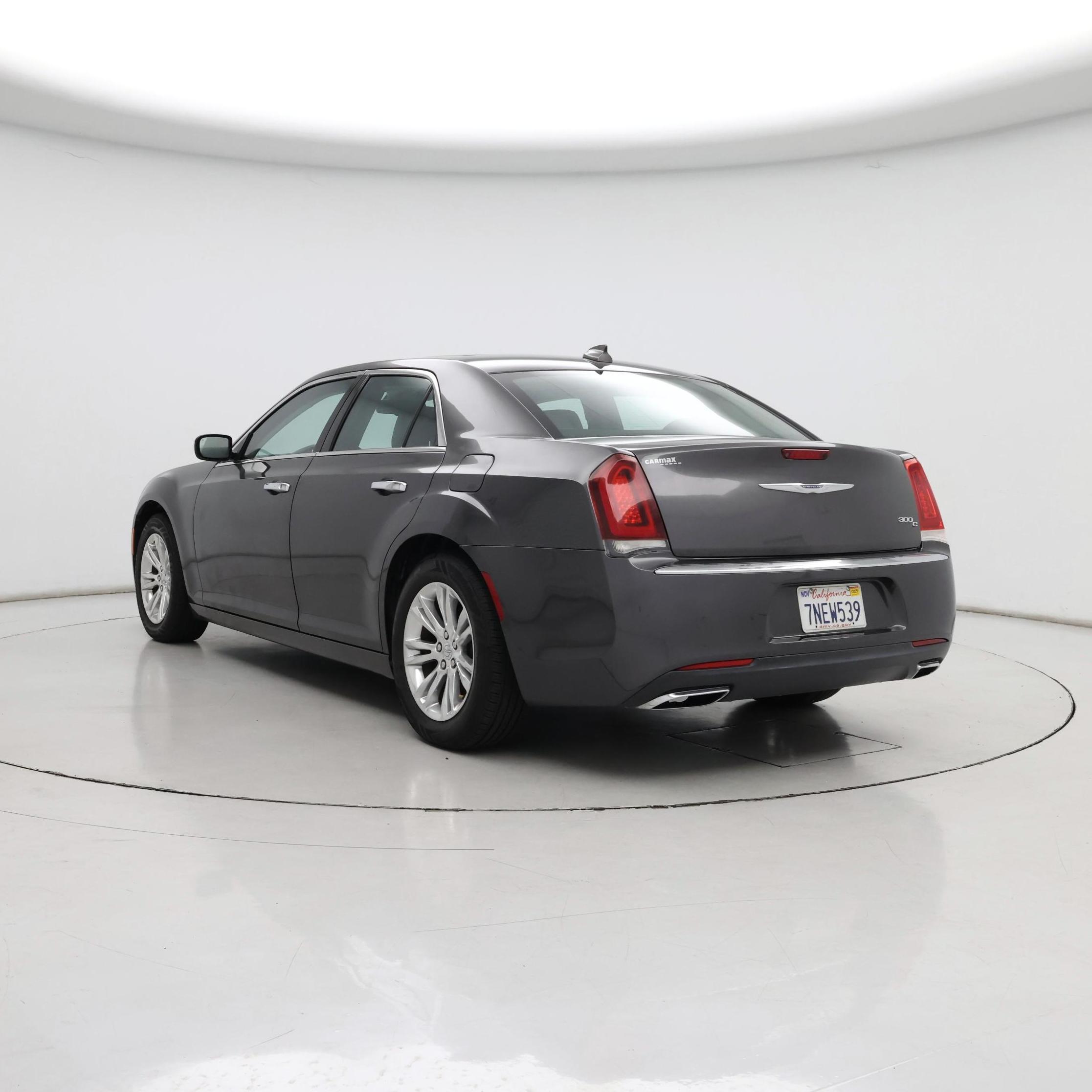 Thumbnail: 2016 Chrysler 300 - 2