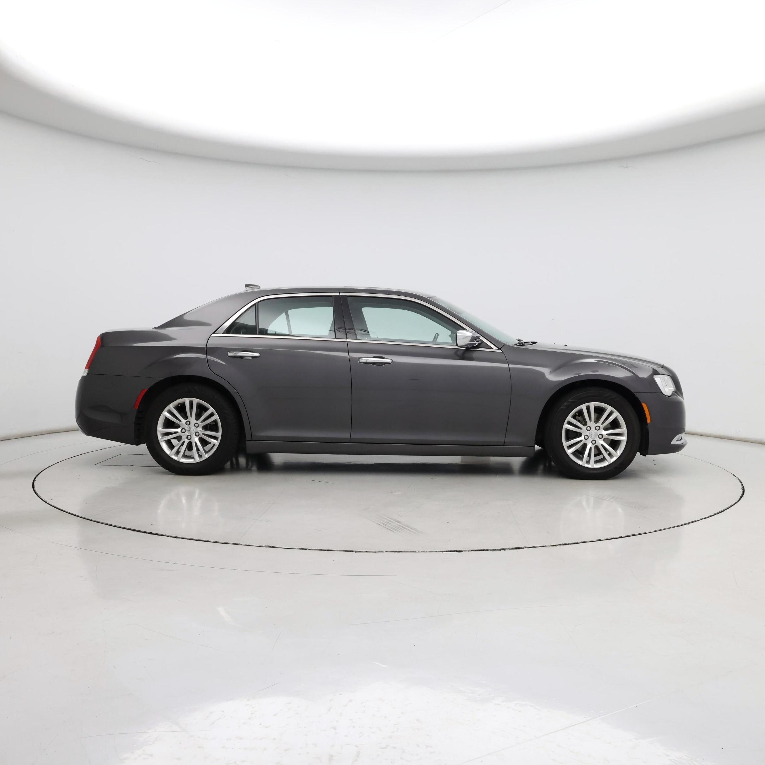 Thumbnail: 2016 Chrysler 300 - 7