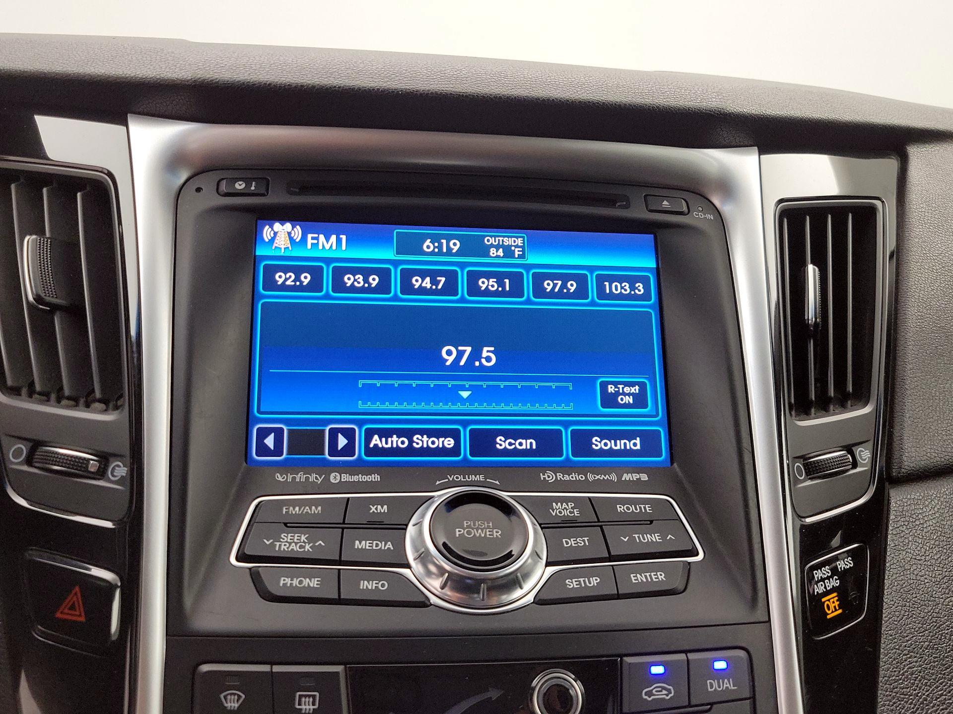 Thumbnail: 2013 Hyundai Sonata - 16