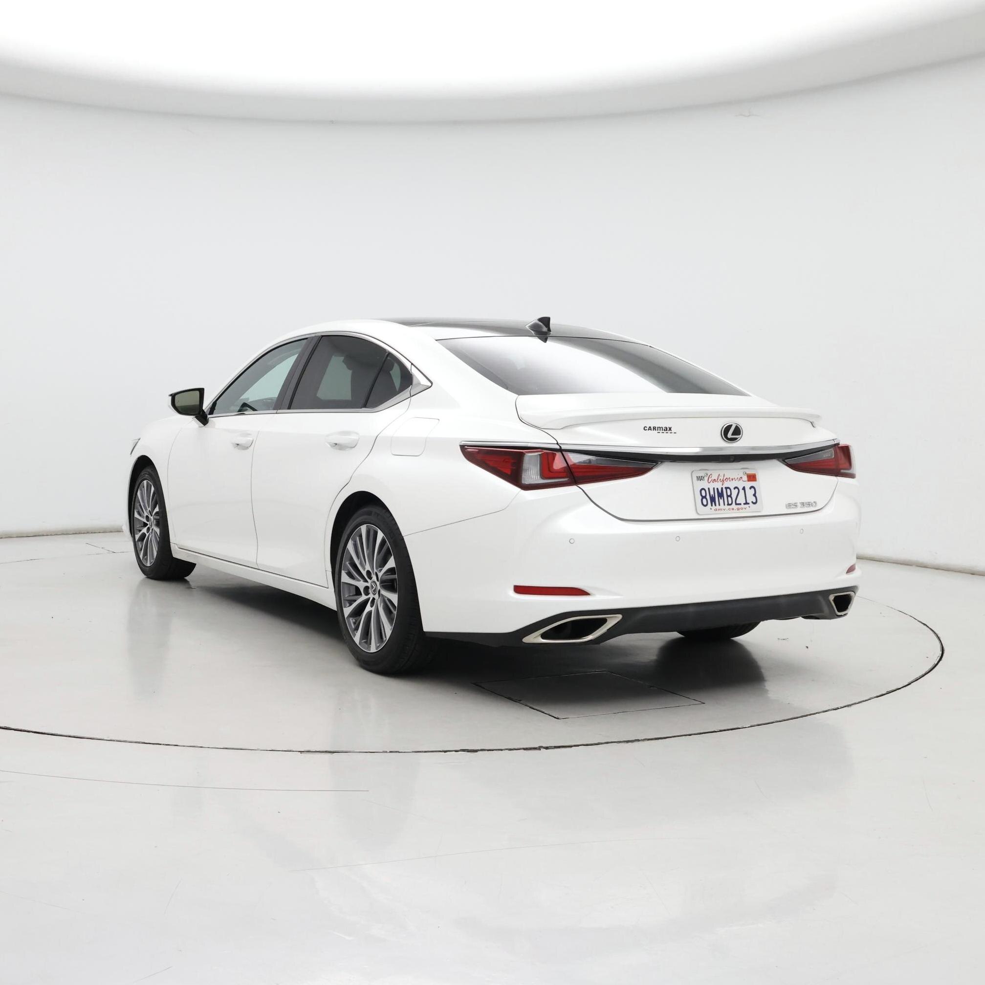 Thumbnail: 2021 Lexus ES - 2