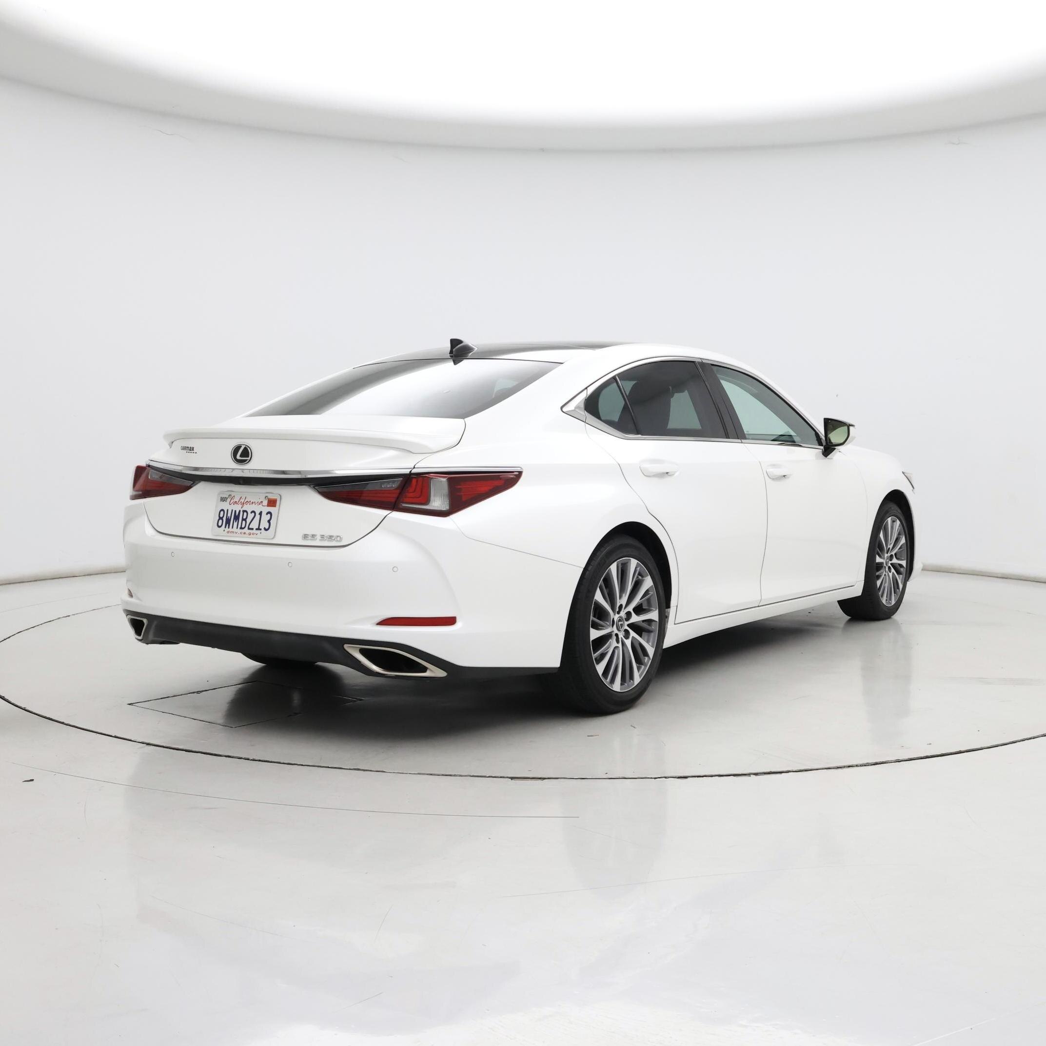 Thumbnail: 2021 Lexus ES - 8