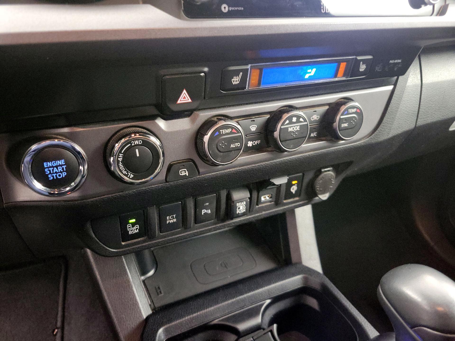 Thumbnail: 2020 Toyota Tacoma - 17