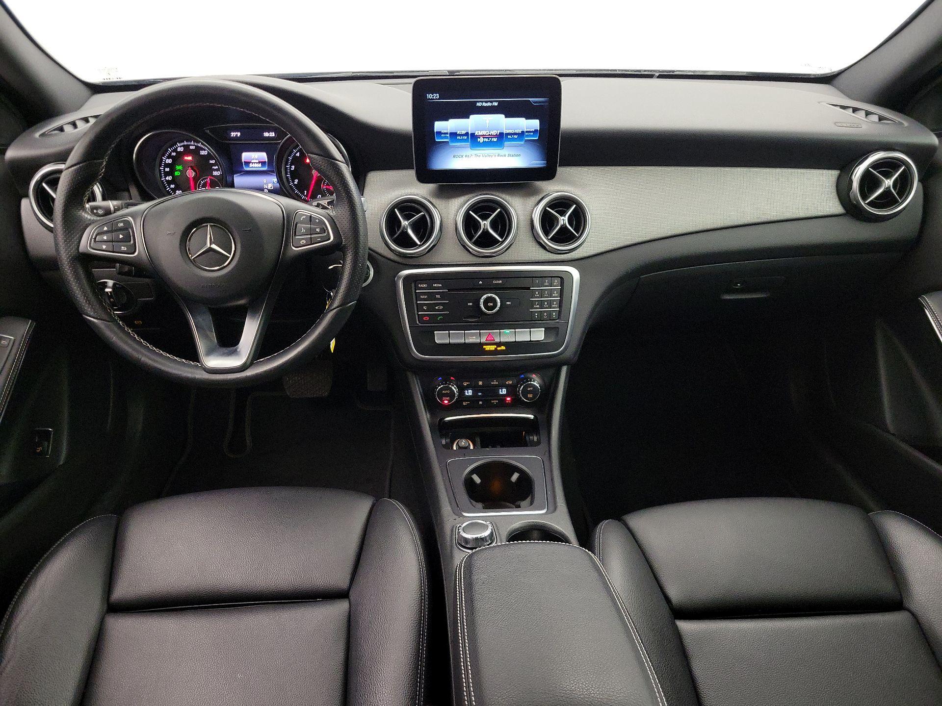 Thumbnail: 2018 Mercedes-Benz GLA - 9
