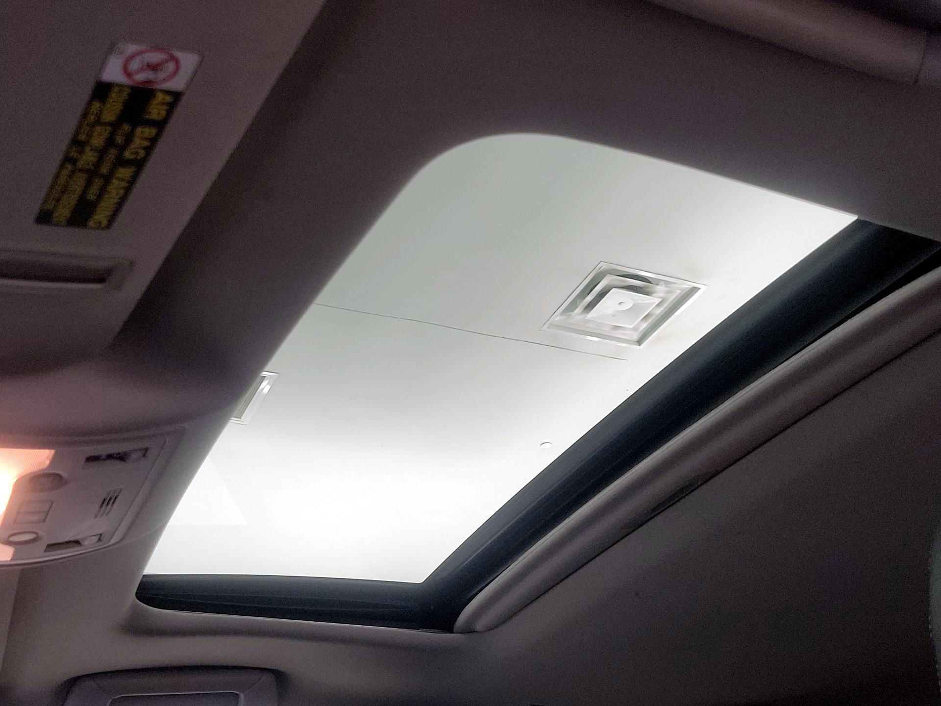 Thumbnail: 2014 Lexus ES - 20