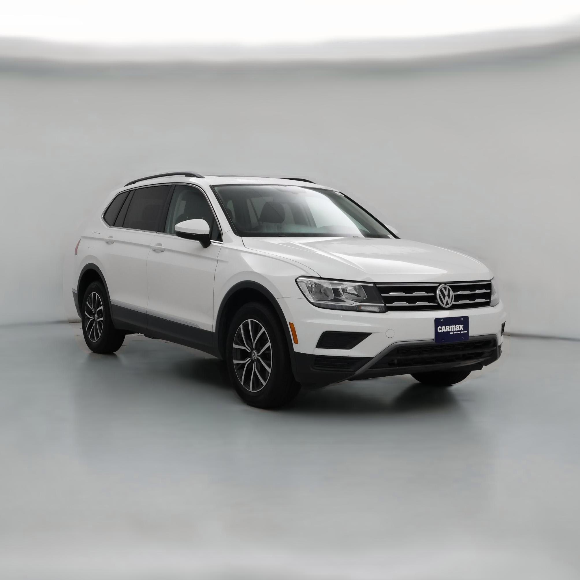 Thumbnail: 2020 Volkswagen Tiguan - 1