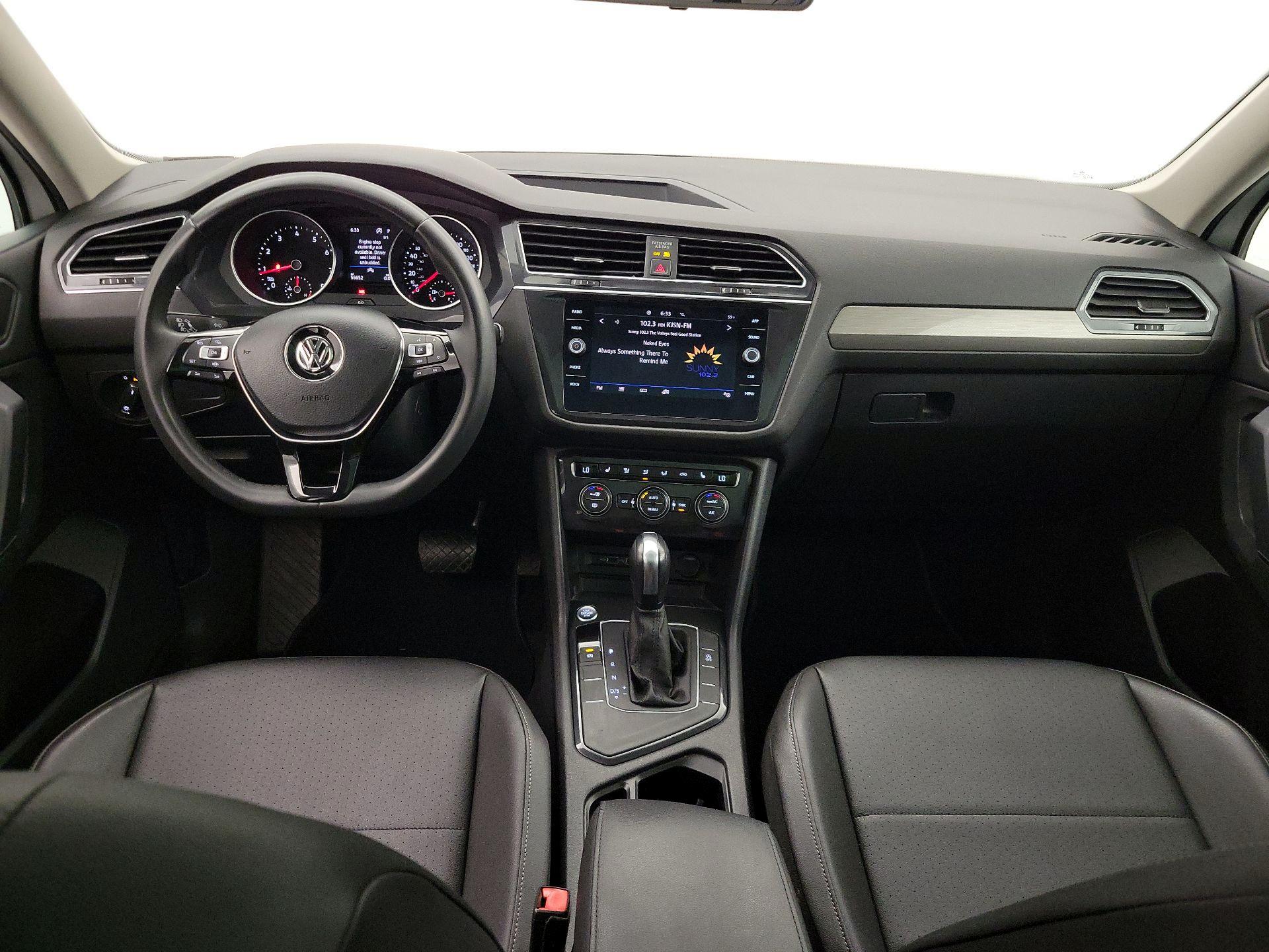 Thumbnail: 2020 Volkswagen Tiguan - 9