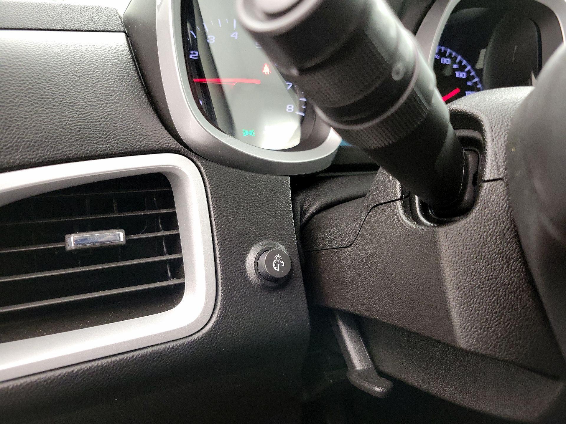 Thumbnail: 2015 Chevrolet Equinox - 13
