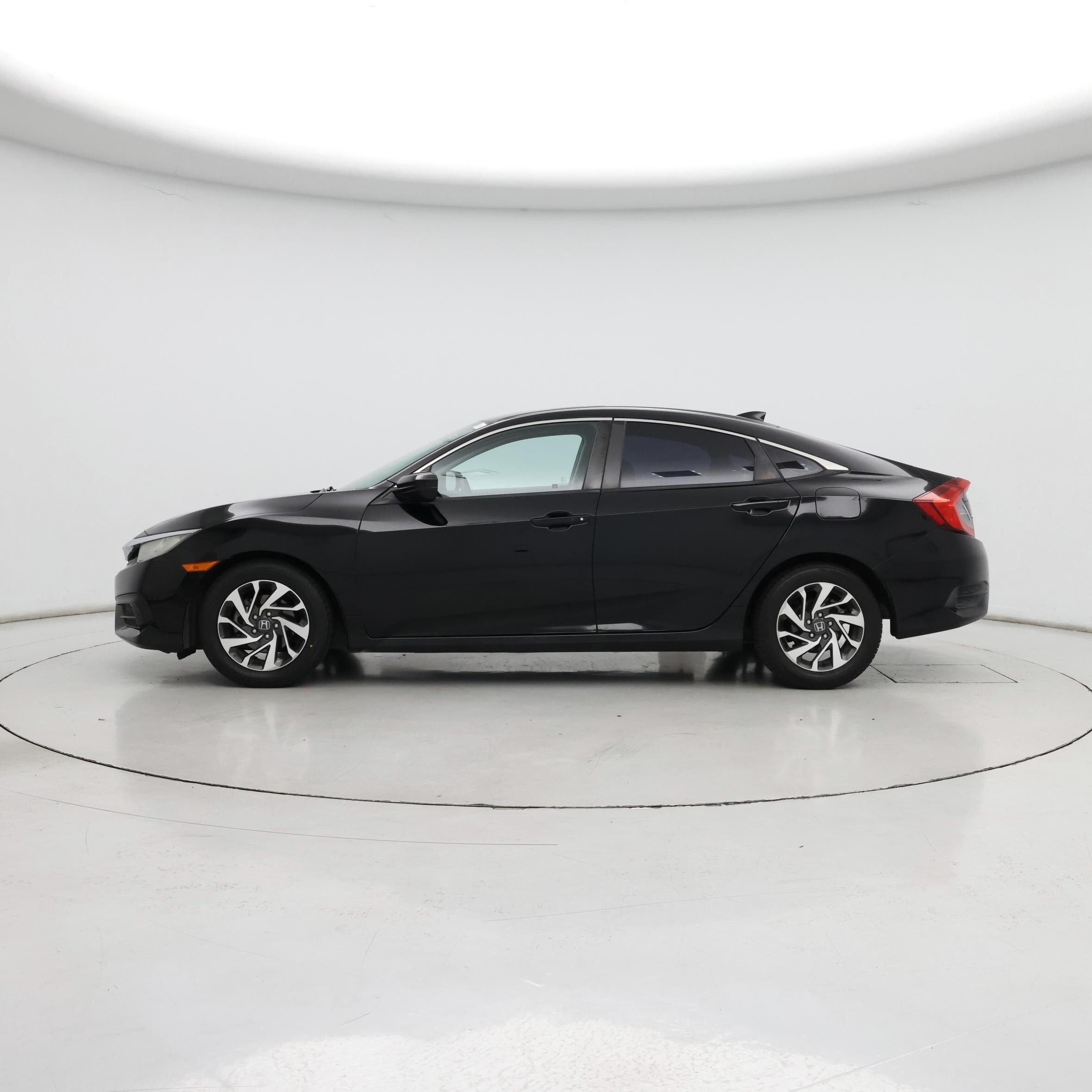 Thumbnail: 2017 Honda Civic - 3
