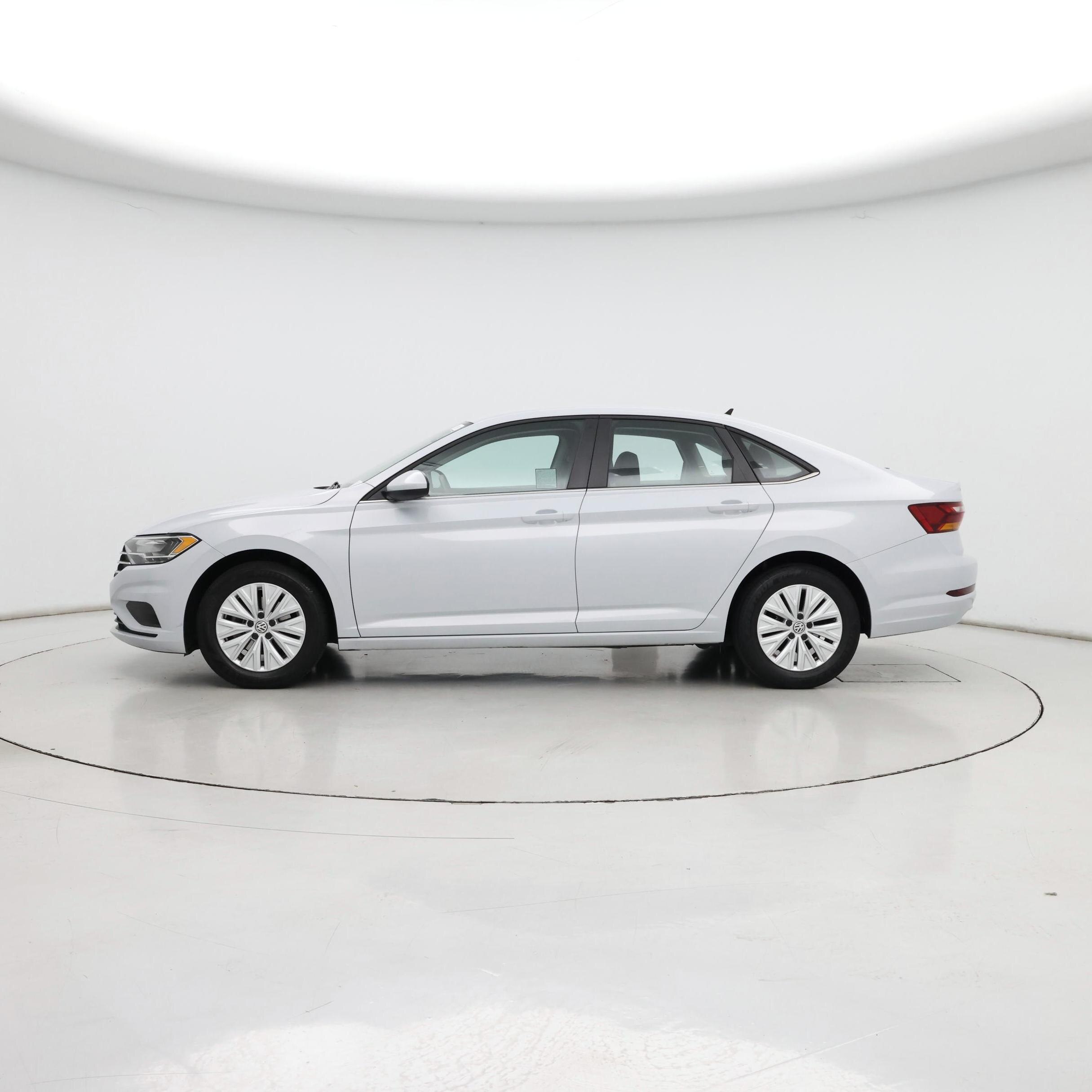 Thumbnail: 2019 Volkswagen Jetta - 3