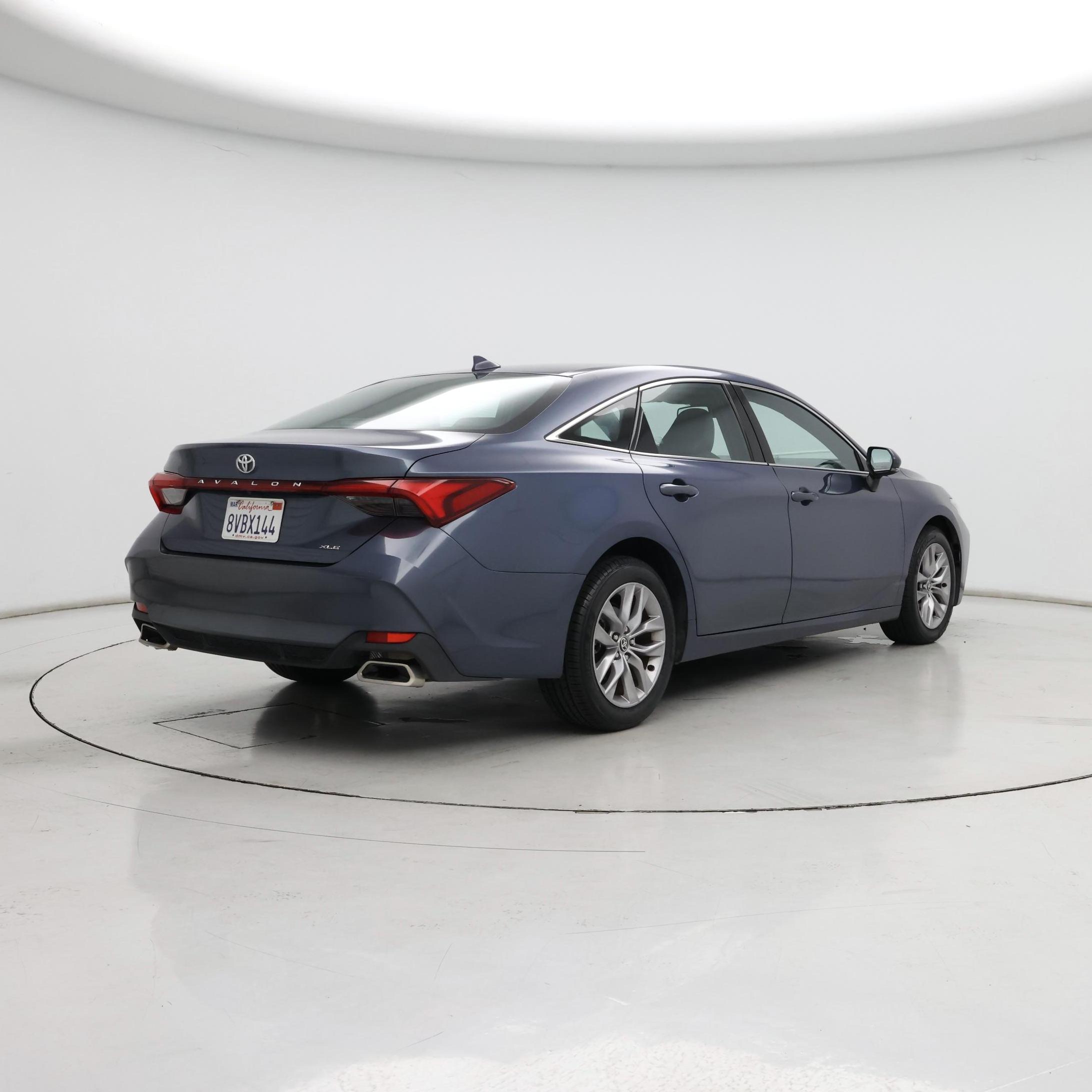 Thumbnail: 2021 Toyota Avalon - 8
