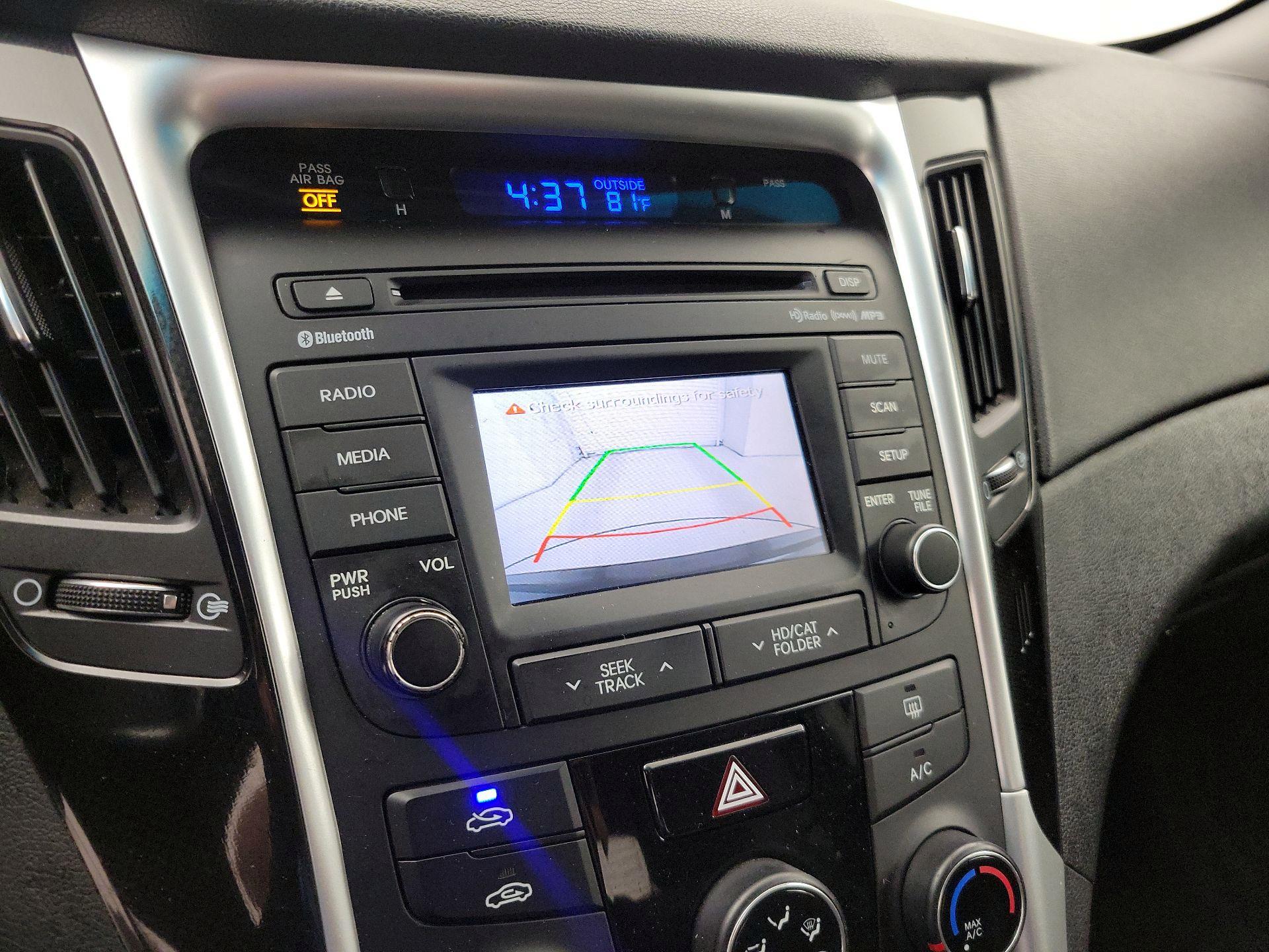 Thumbnail: 2014 Hyundai Sonata - 14