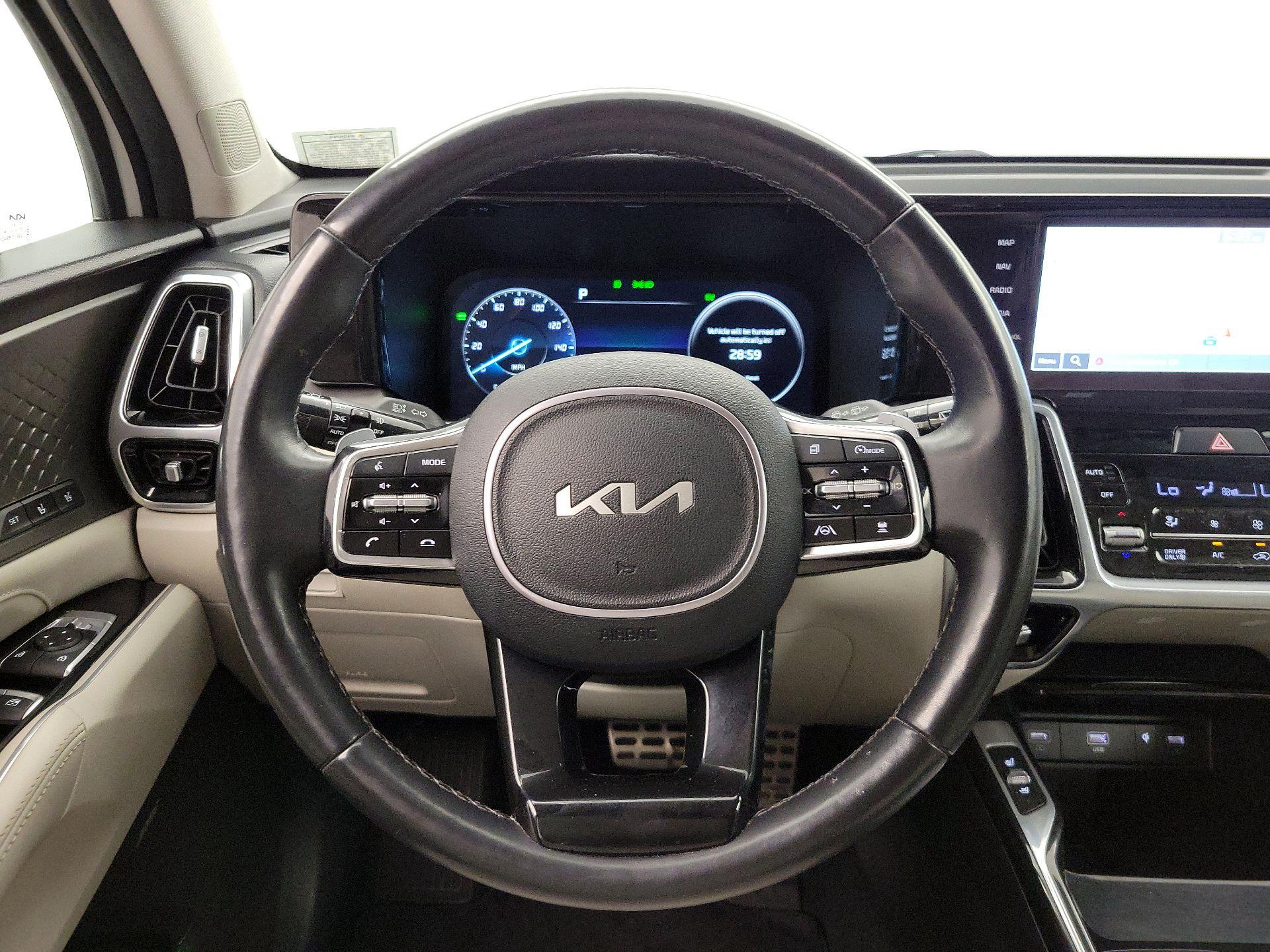 Thumbnail: 2023 Kia Sorento - 10
