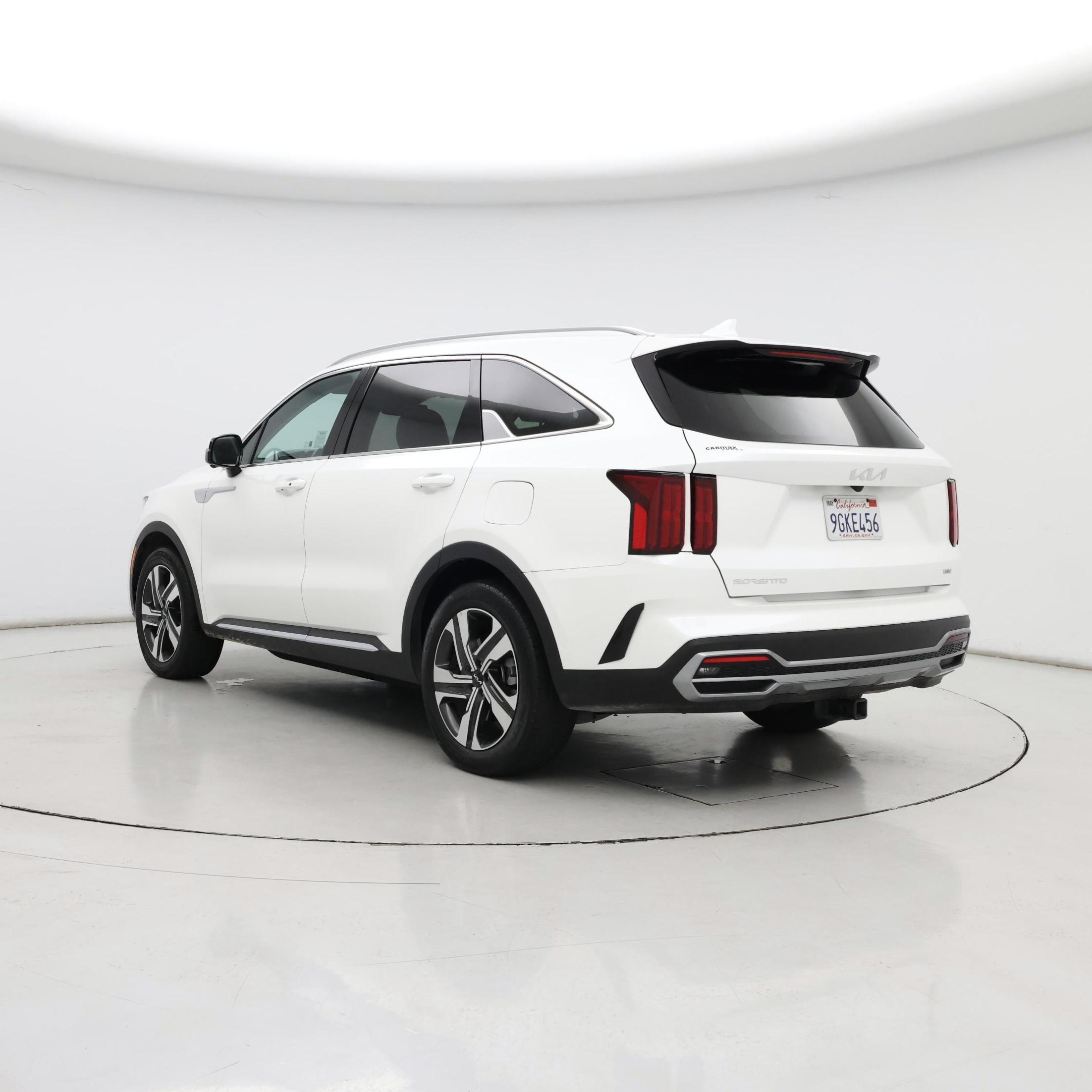 Thumbnail: 2023 Kia Sorento - 2