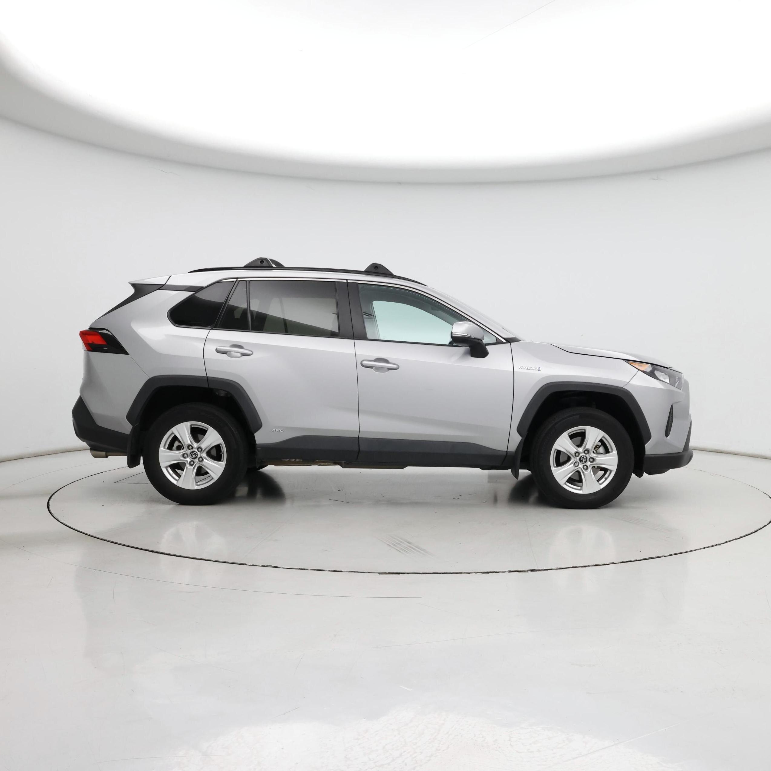 Thumbnail: 2020 Toyota RAV4 - 7