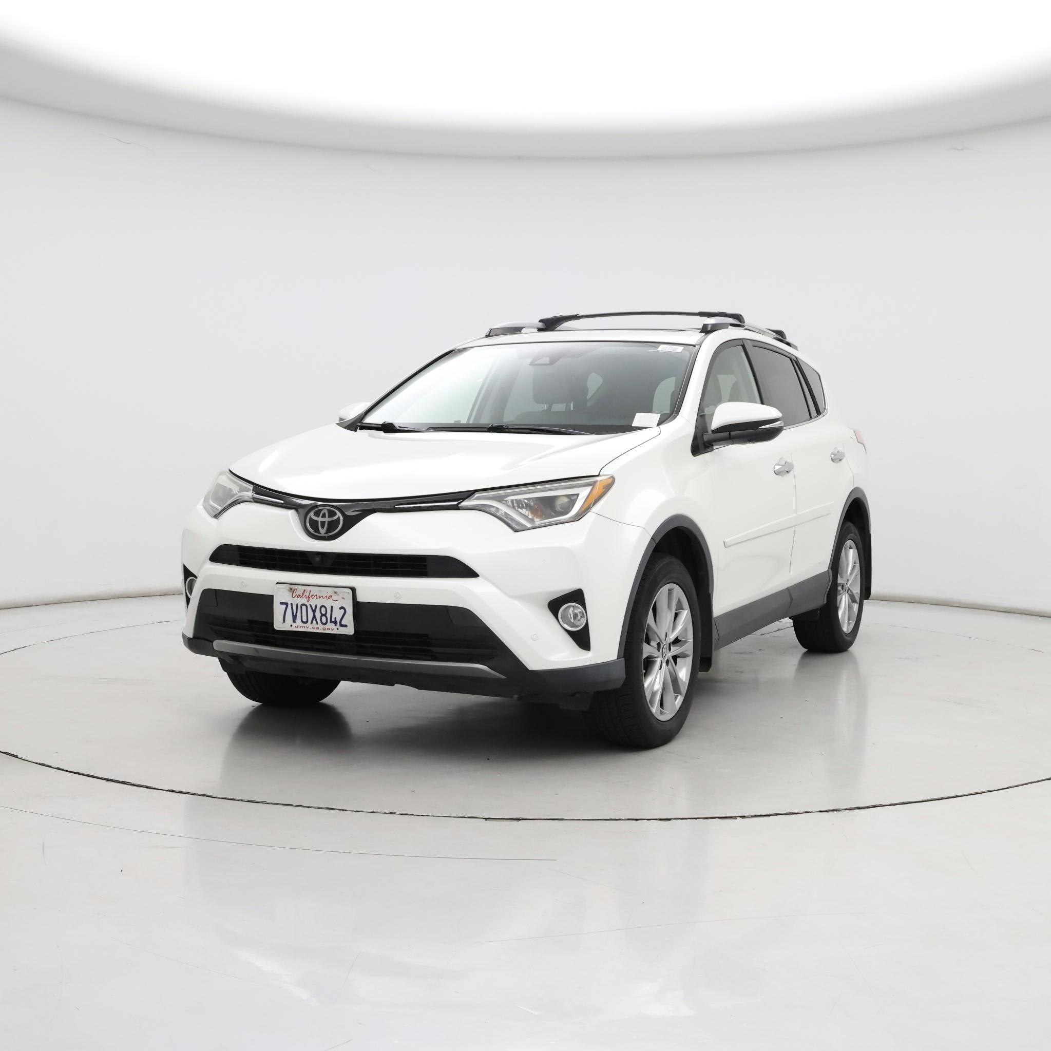 Thumbnail: 2017 Toyota RAV4 - 4