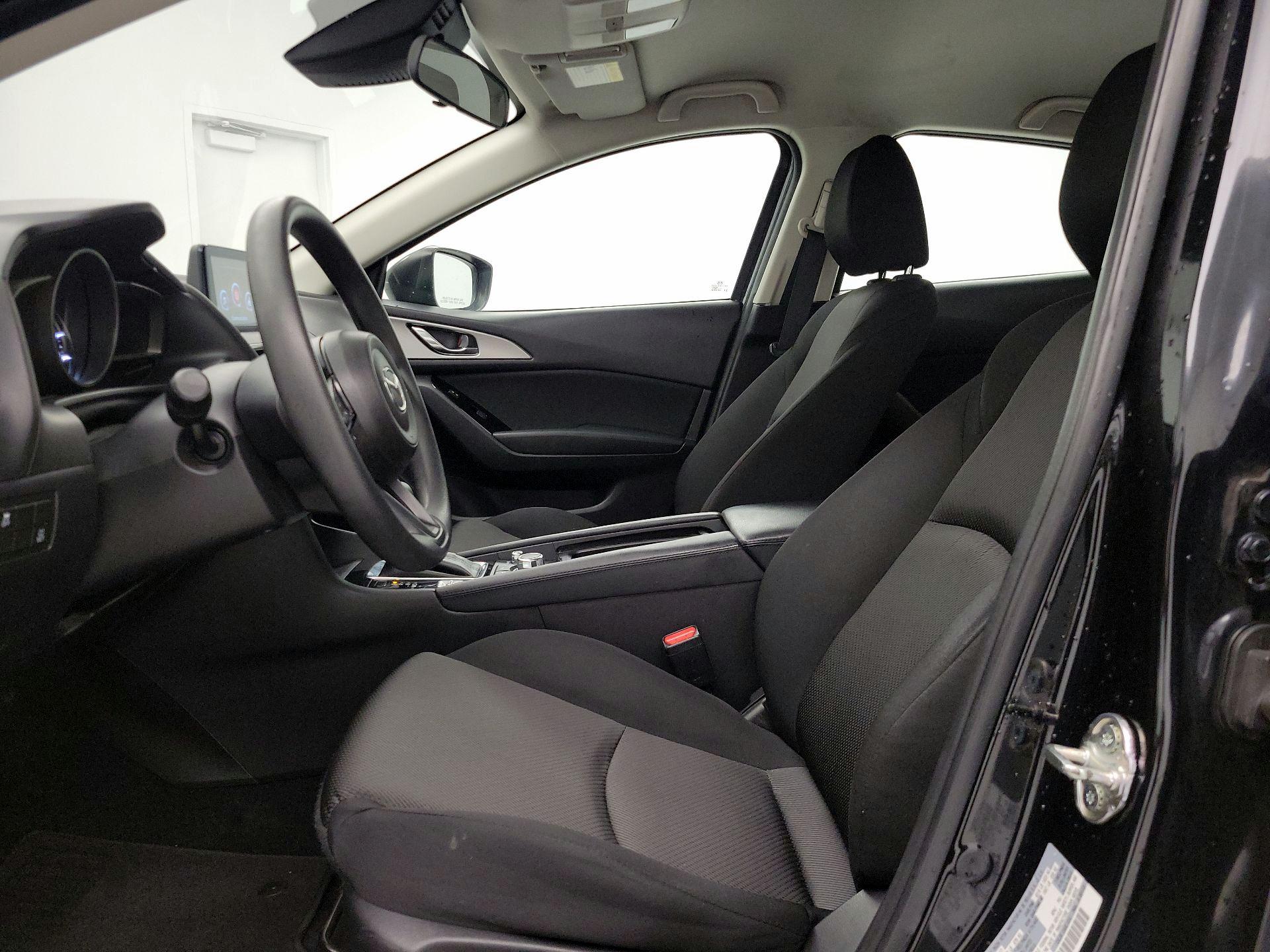 Thumbnail: 2018 Mazda Mazda3 - 11