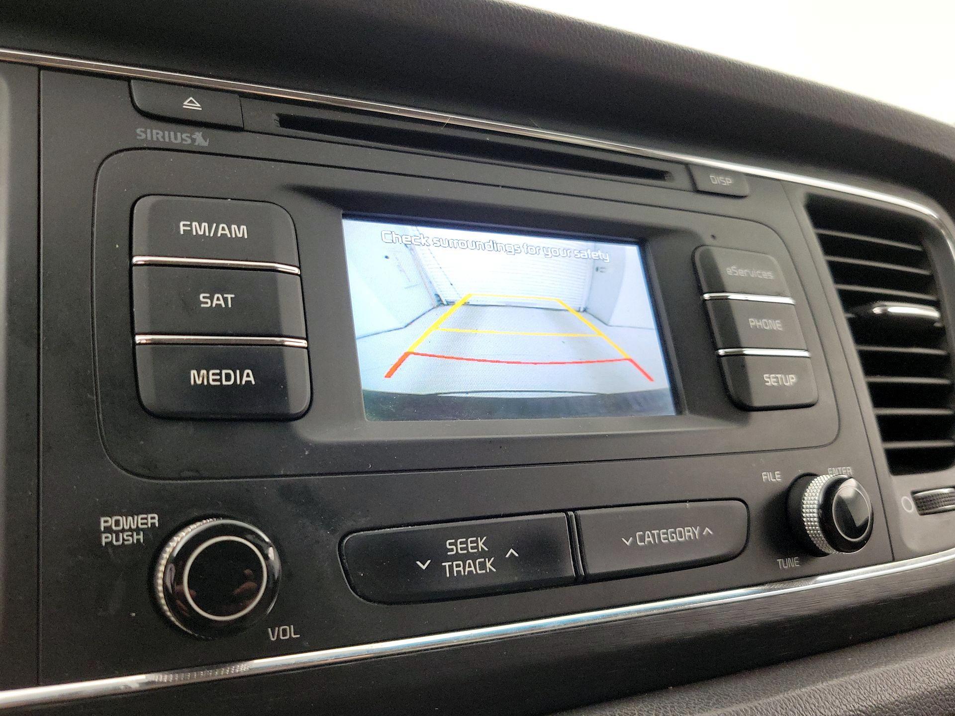 Thumbnail: 2016 Kia Sedona - 14