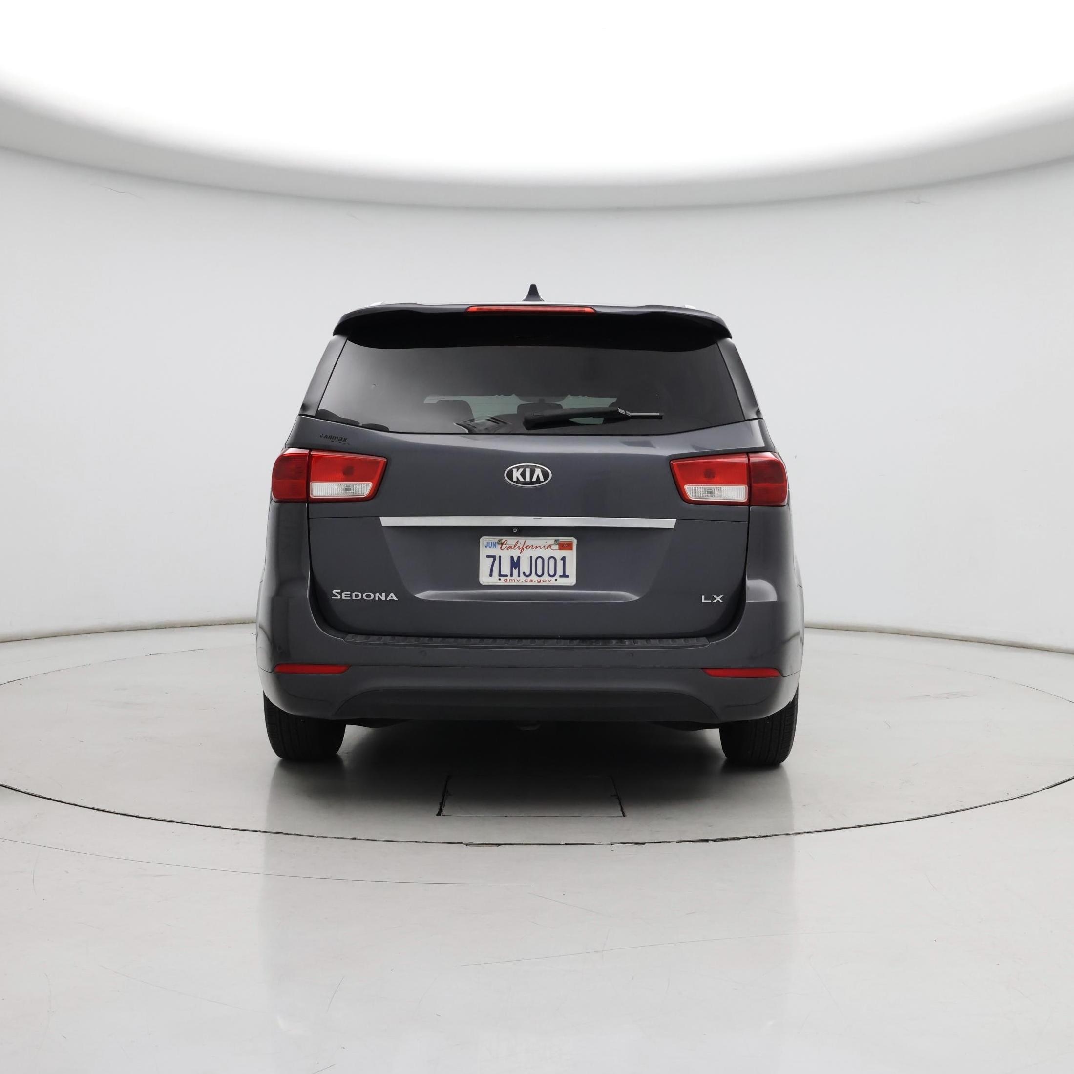 Thumbnail: 2016 Kia Sedona - 6