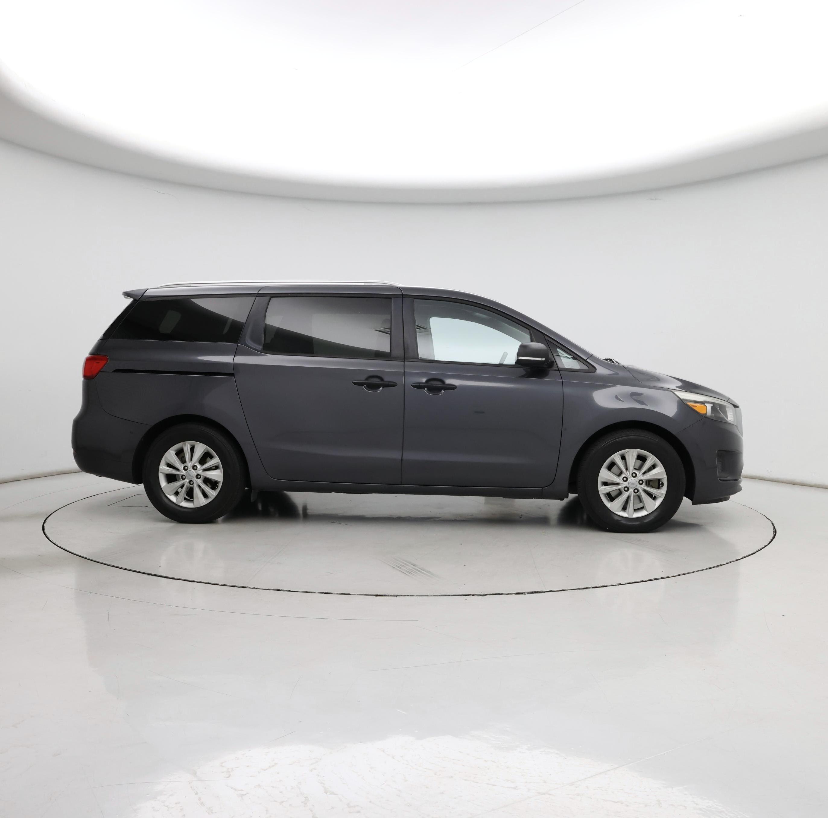 Thumbnail: 2016 Kia Sedona - 7
