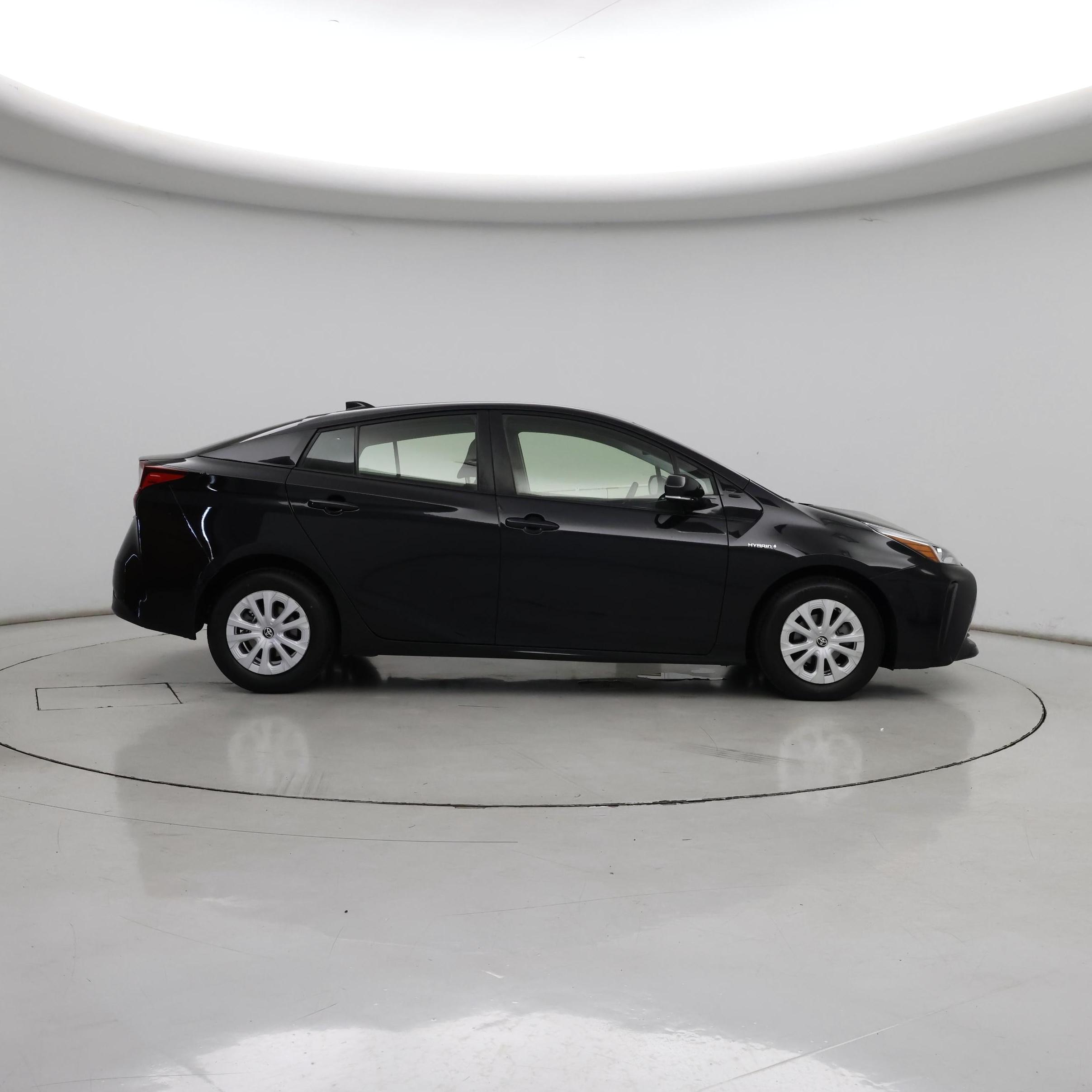 Thumbnail: 2020 Toyota Prius - 7