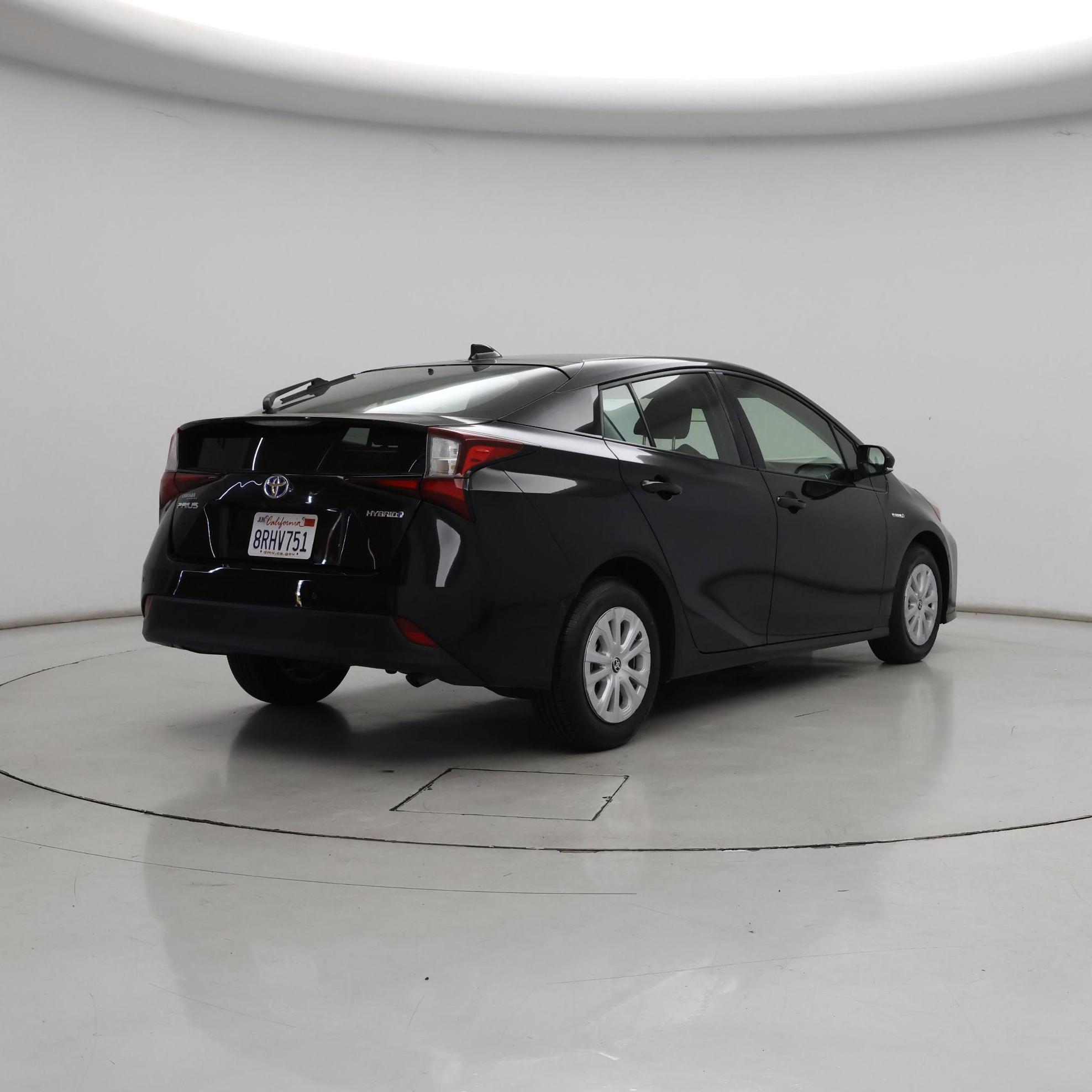 Thumbnail: 2020 Toyota Prius - 8