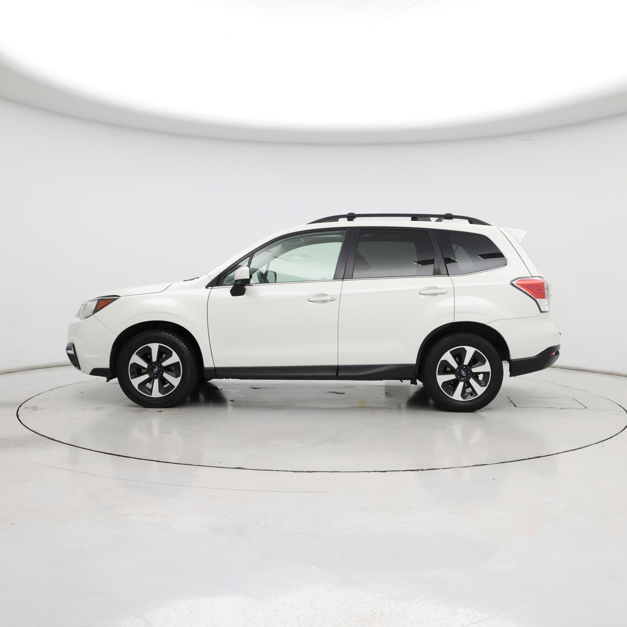 Thumbnail: 2017 Subaru Forester - 3