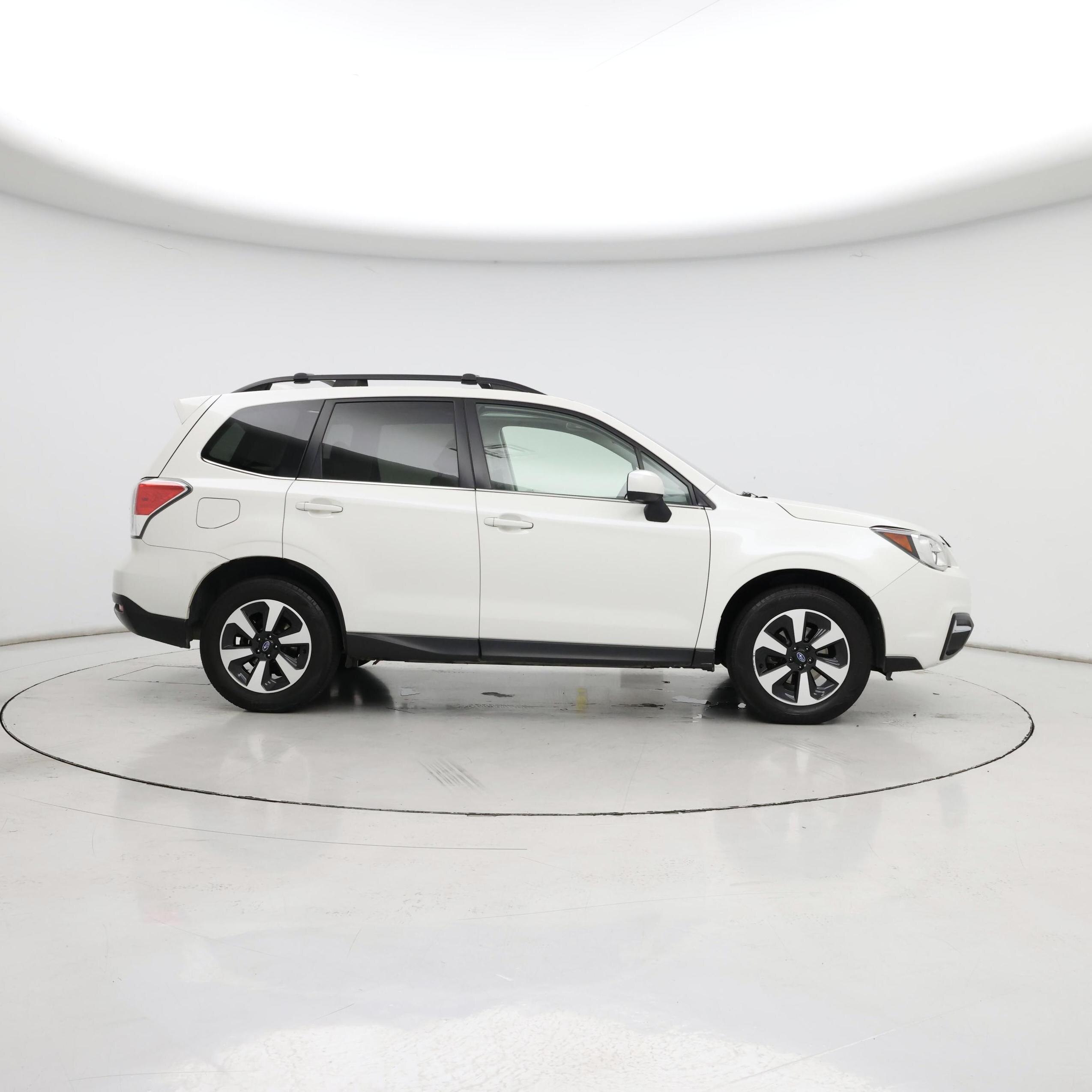 Thumbnail: 2017 Subaru Forester - 7