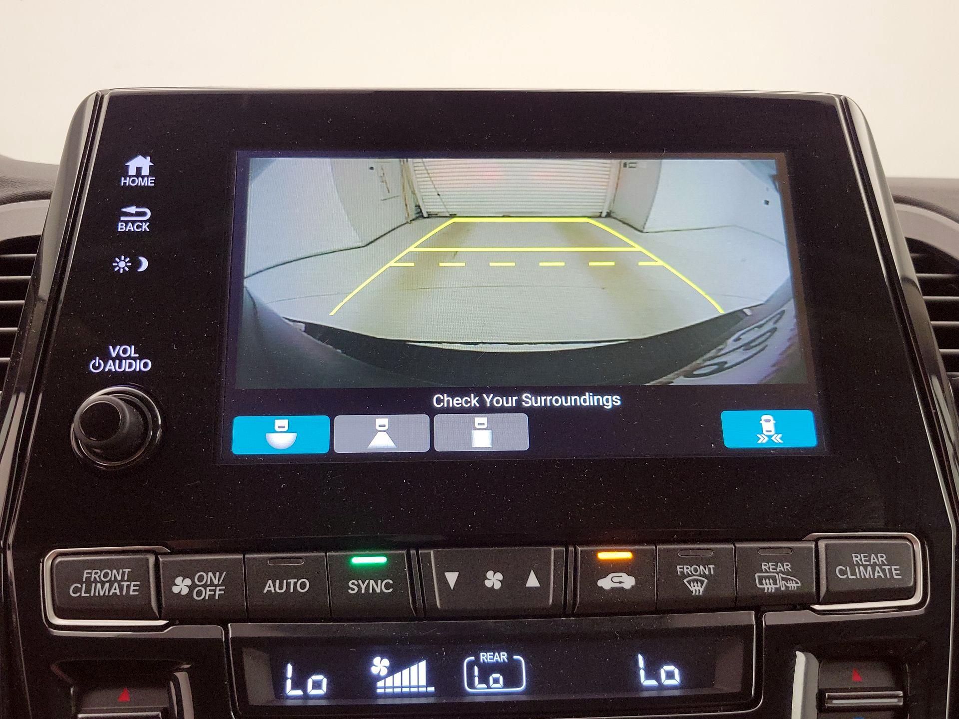 Thumbnail: 2019 Honda Odyssey - 14