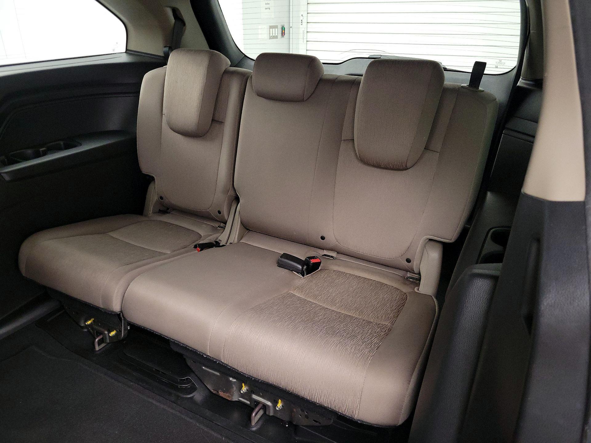 Thumbnail: 2019 Honda Odyssey - 20
