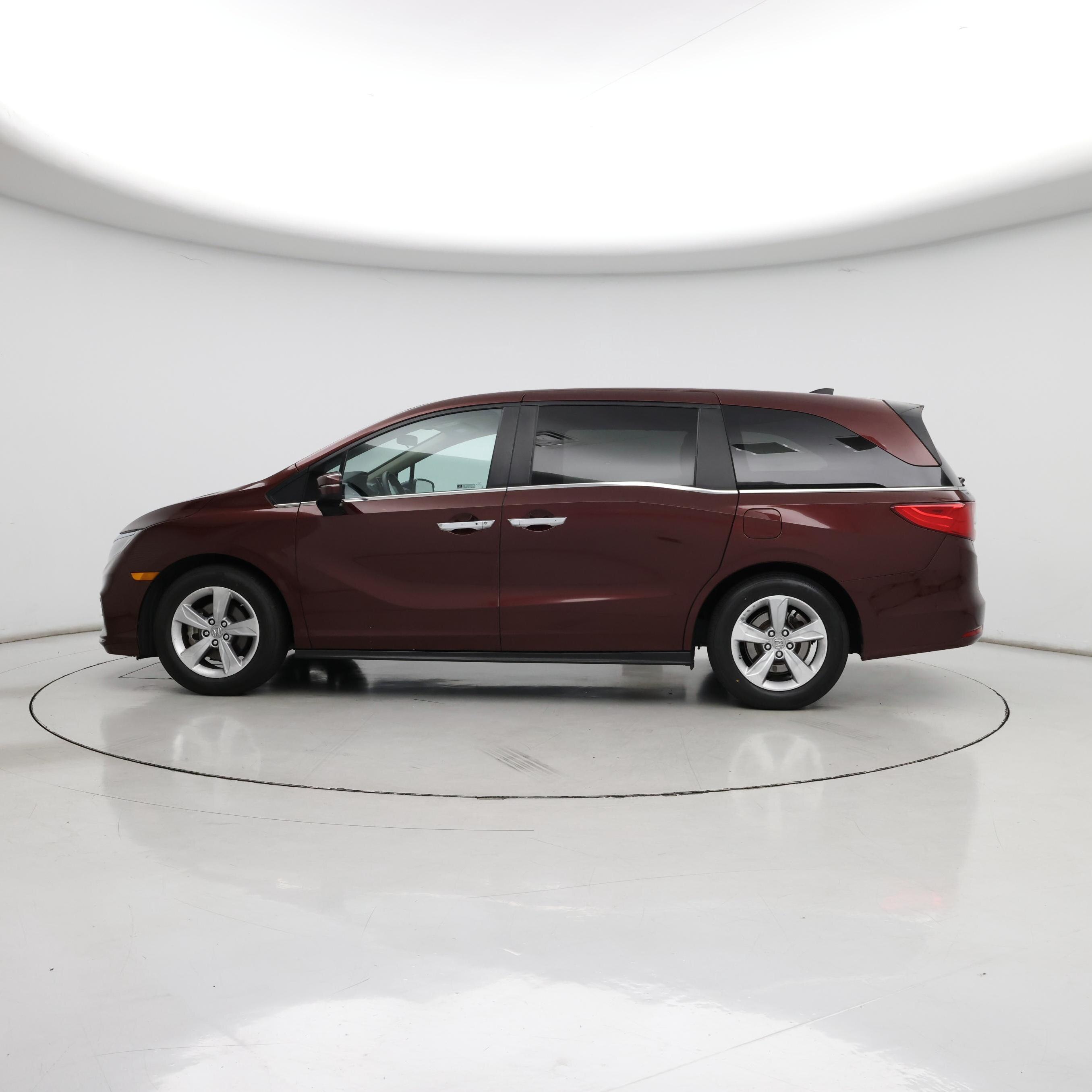 Thumbnail: 2019 Honda Odyssey - 3