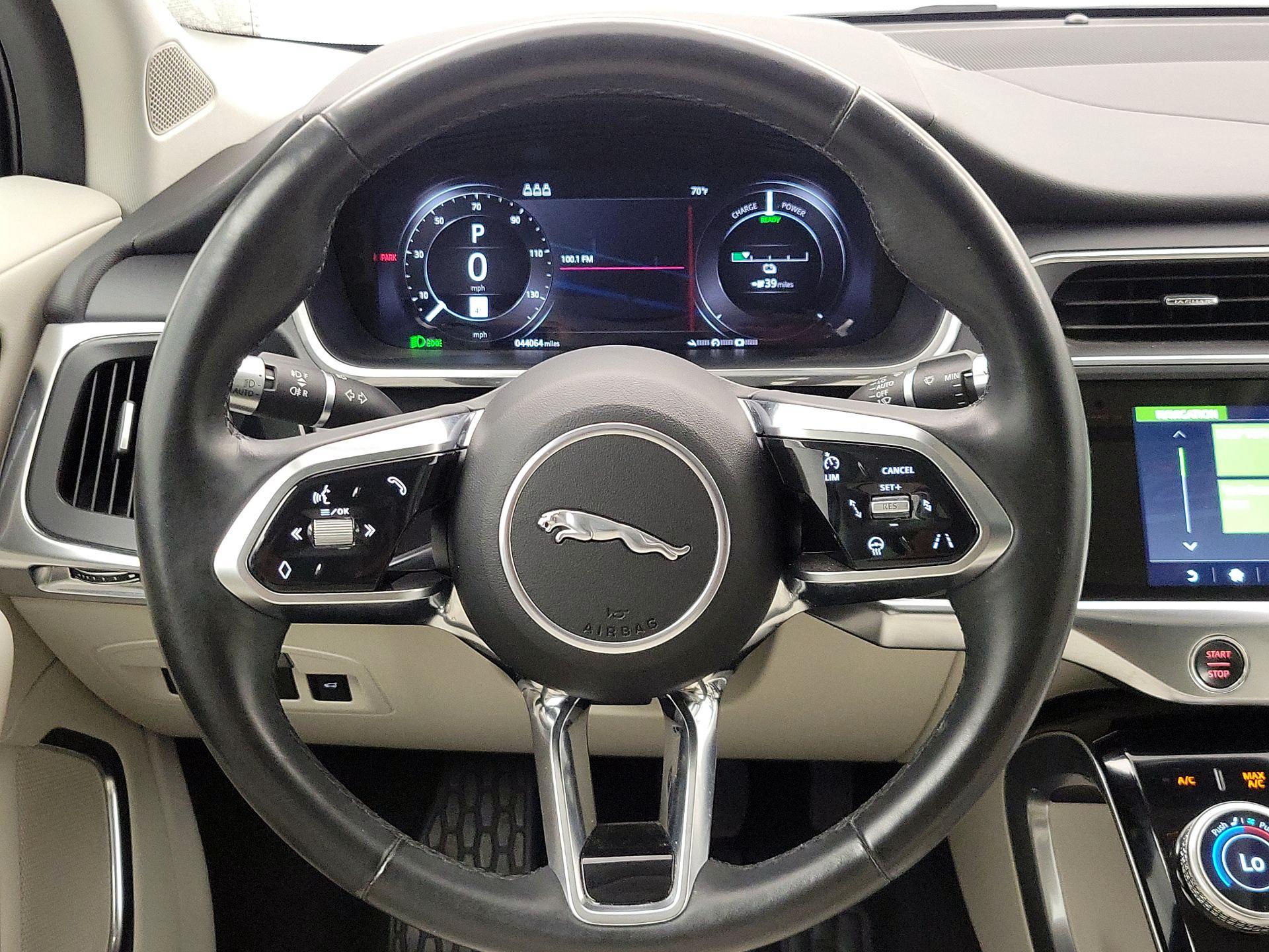 Thumbnail: 2020 Jaguar I-Pace - 10